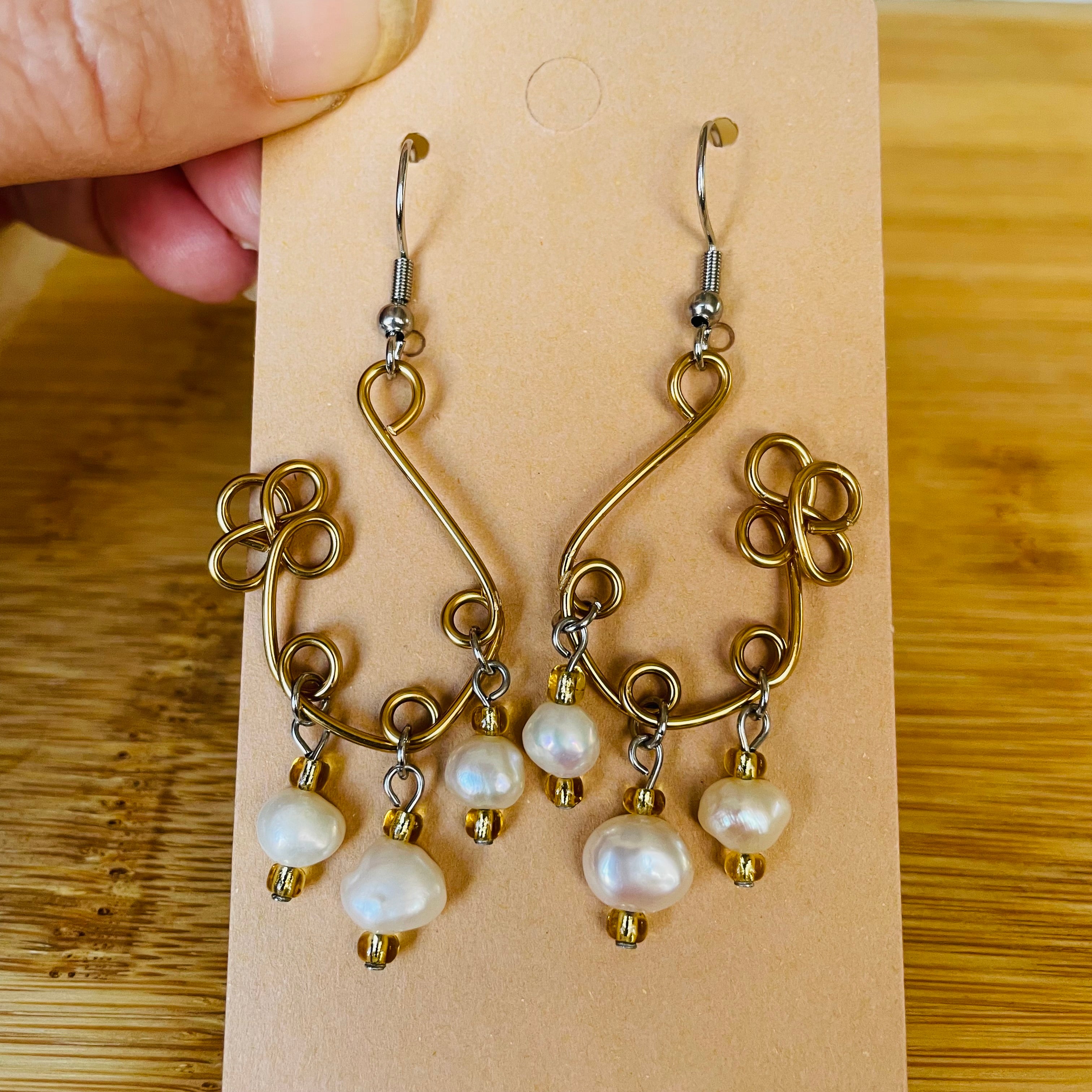 B’s Daisy Wire Freshwater Pearl Earrings
