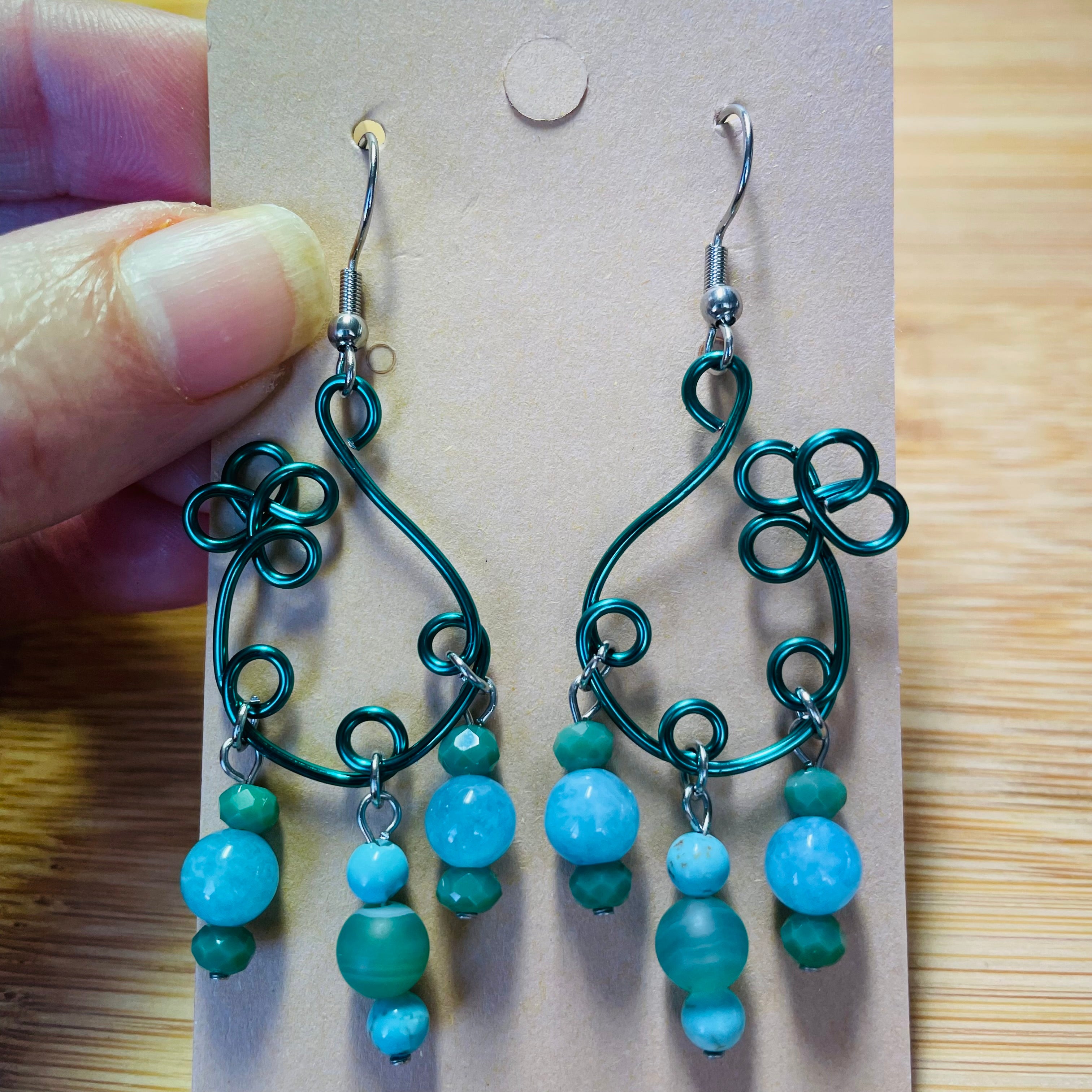 B’s Daisy Green Wire and Gemstone Earrings