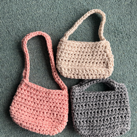 Crochet Handbag | T-shirt yarn | Pink, Grey or White Options