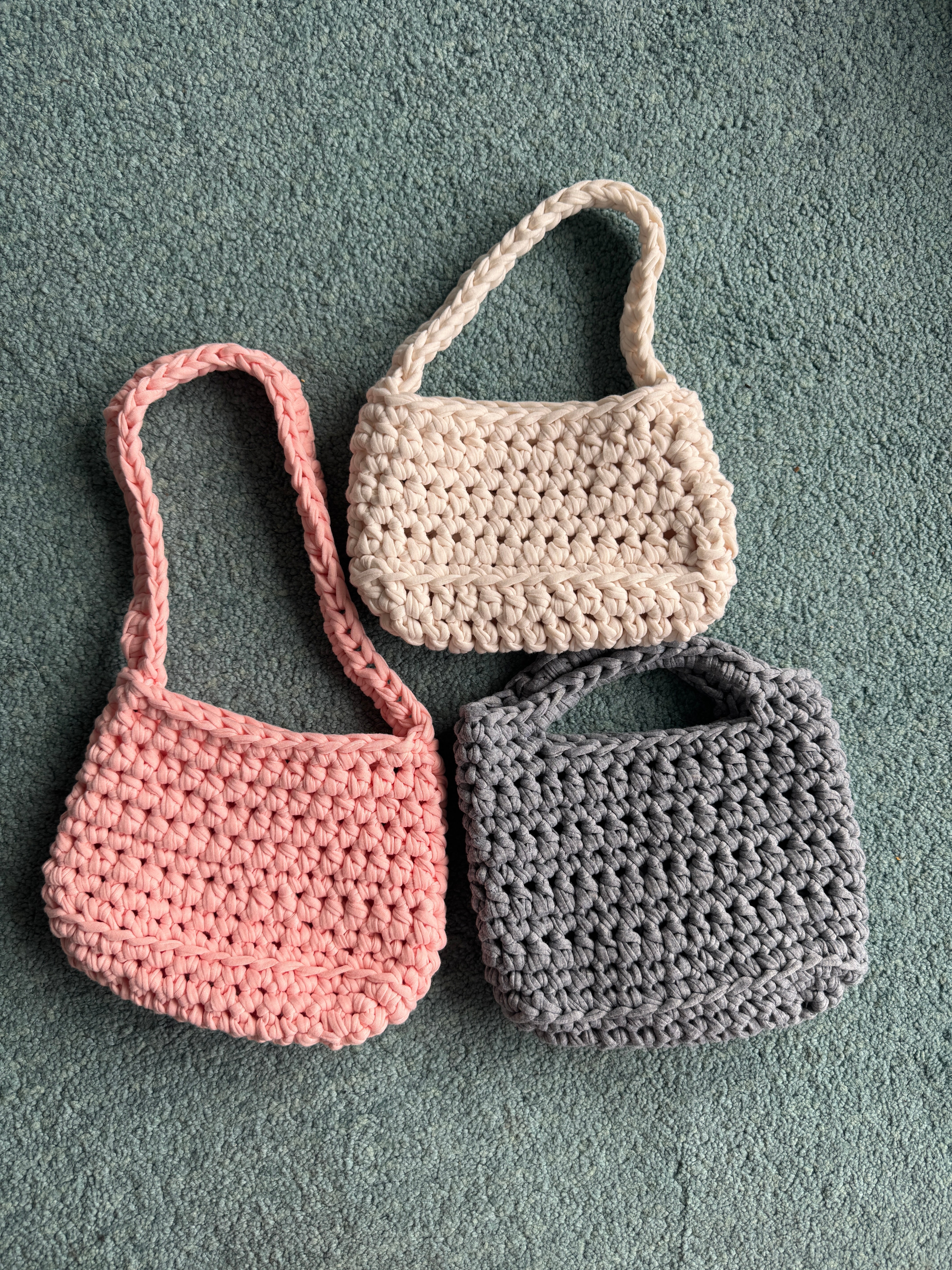 Crochet Handbag | T-shirt yarn | Pink, Grey or White Options
