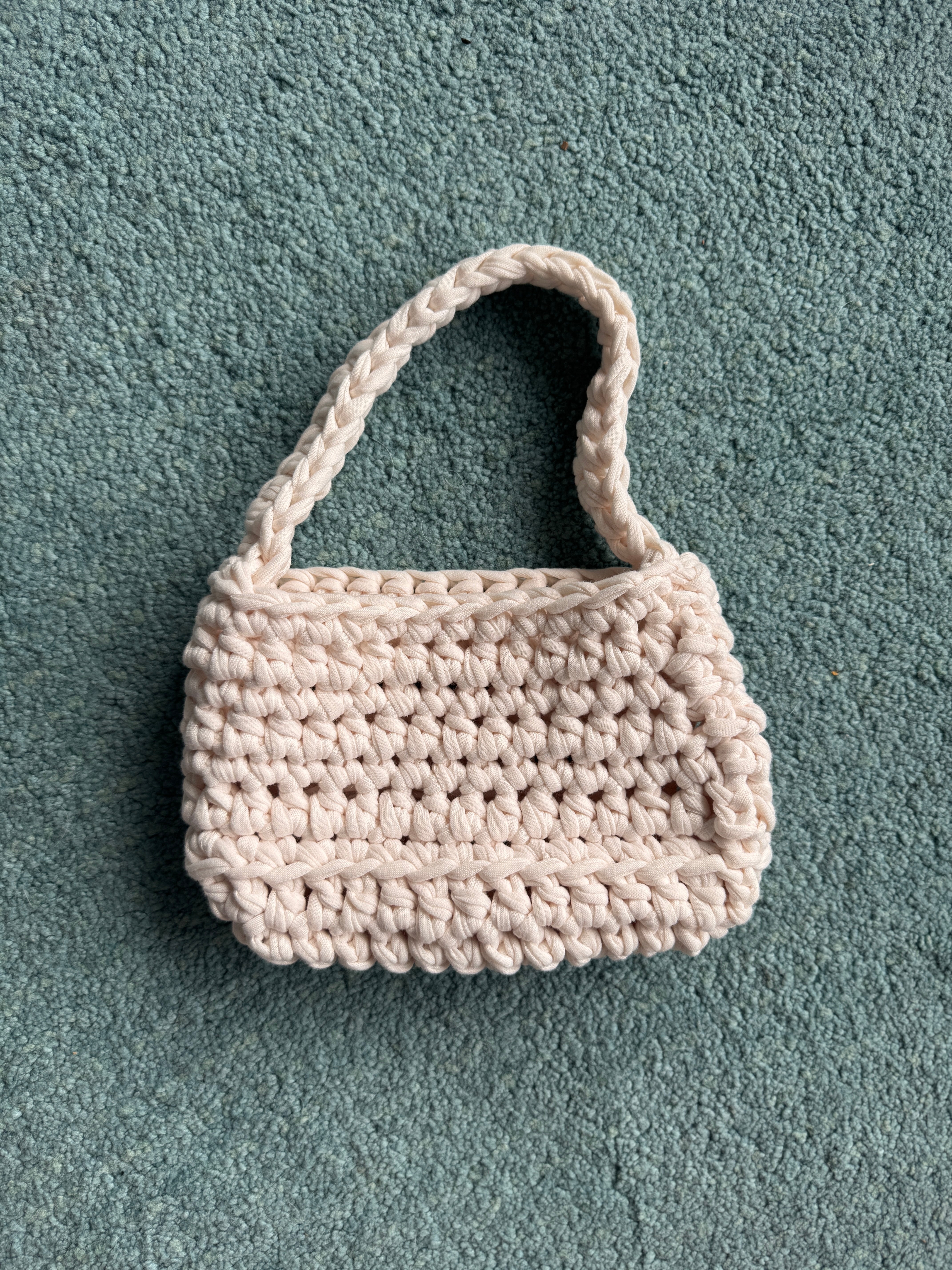 Crochet Handbag | T-shirt yarn | Pink, Grey or White Options