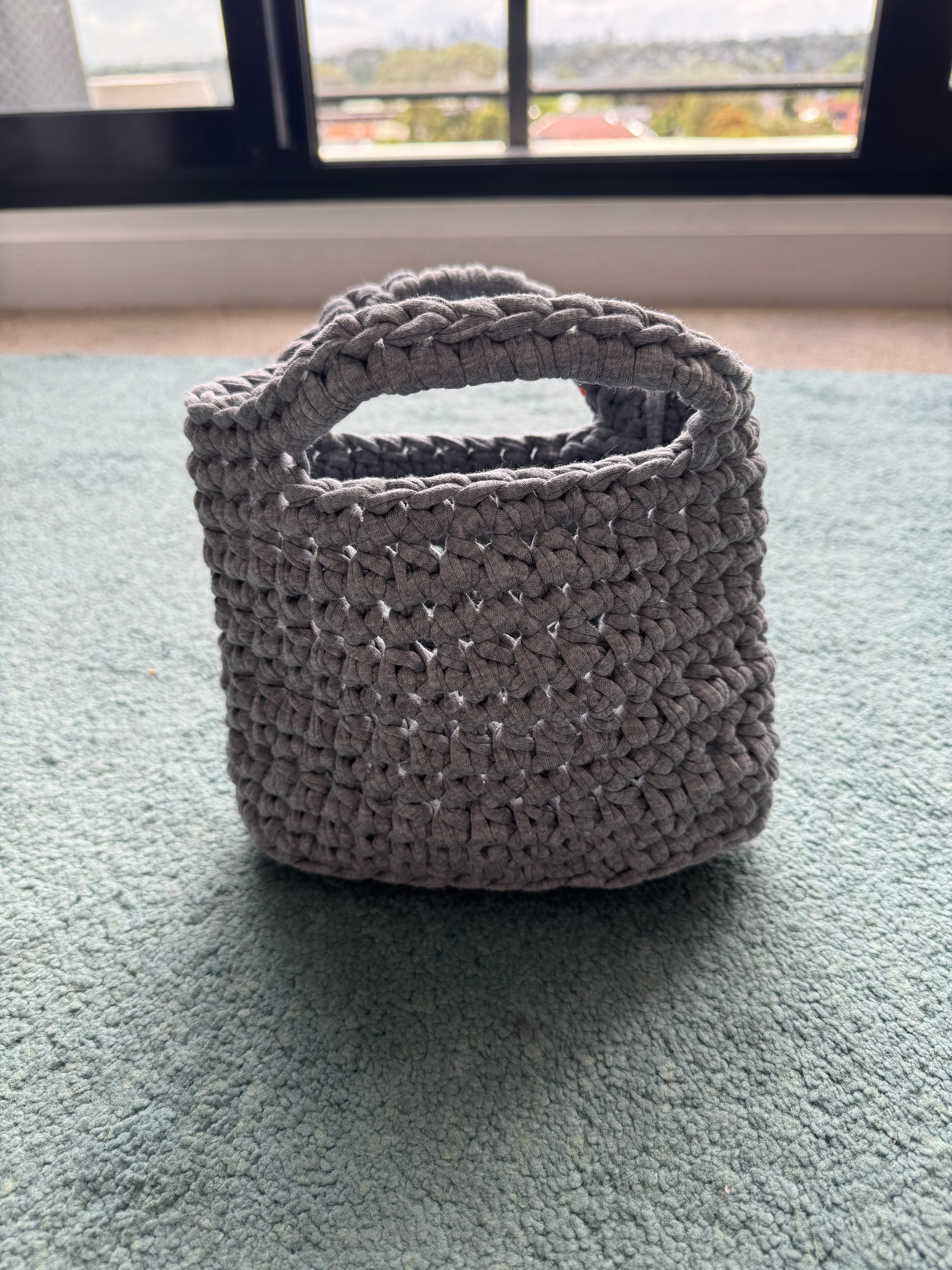 Crochet Handbag | T-shirt yarn | Pink, Grey or White Options
