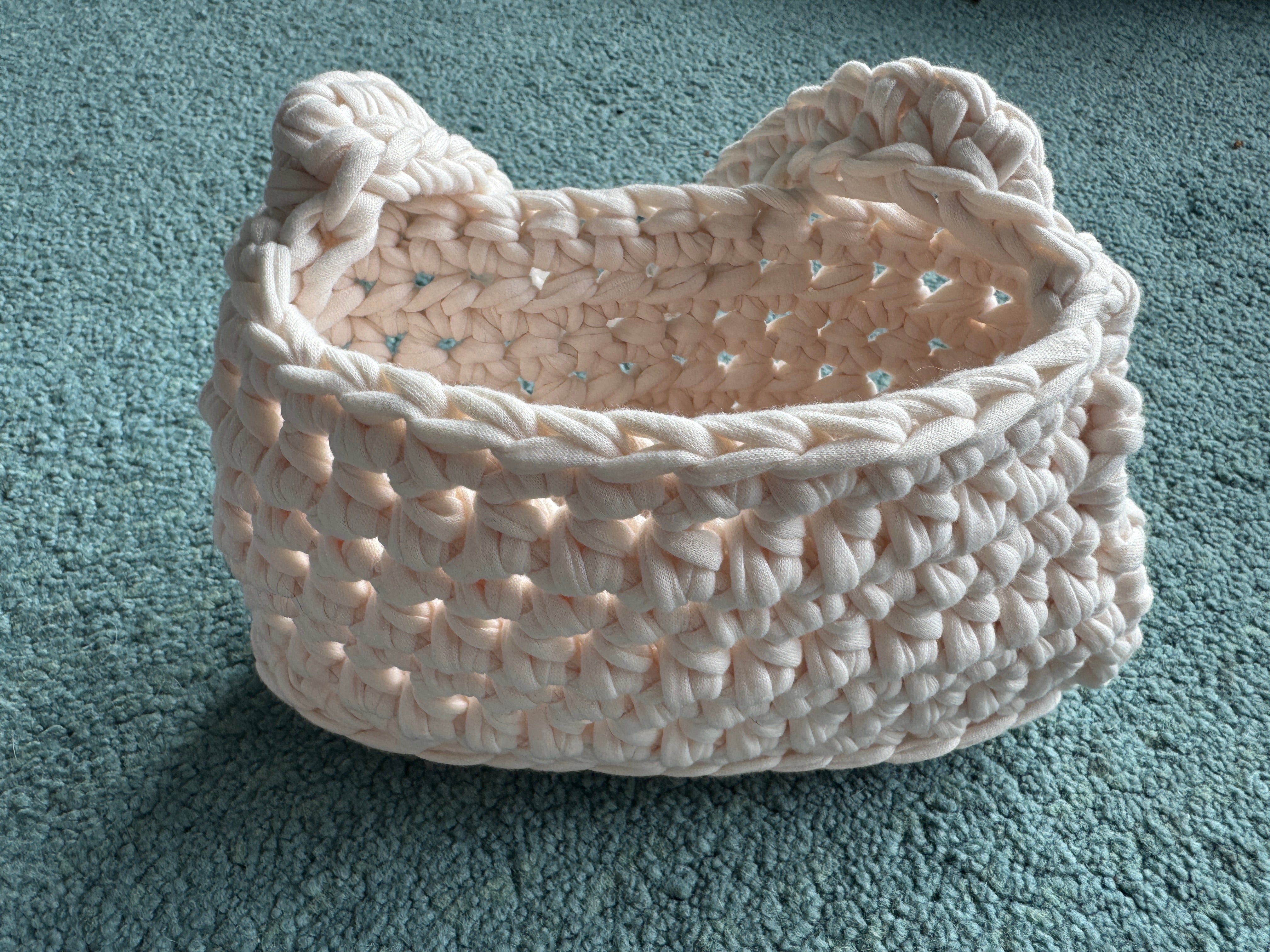 Crochet Handbag | T-shirt yarn | Pink, Grey or White Options