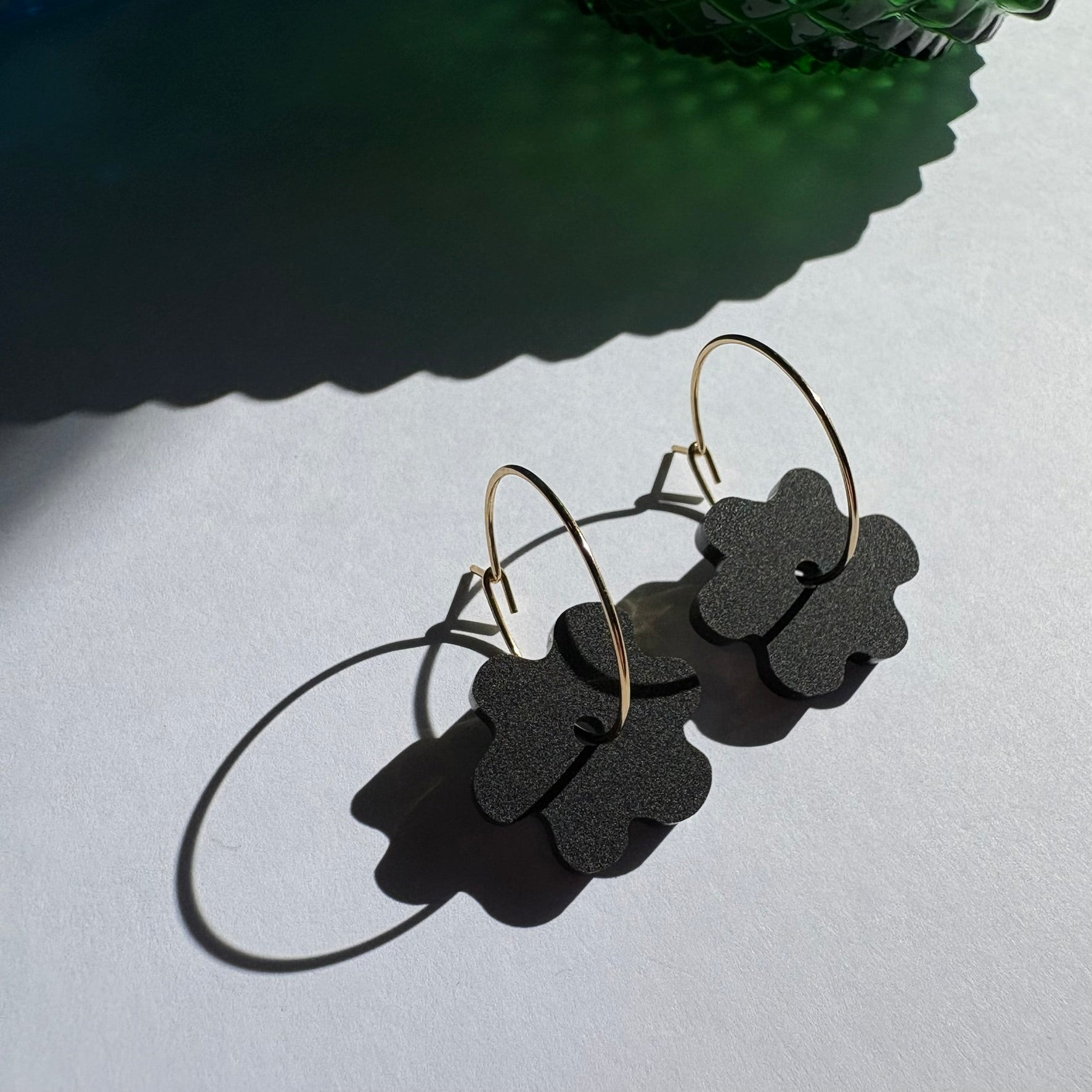 Bees Knees mini Flower hoop - Black