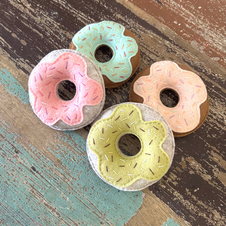 Set of 4 donuts, pistachio, ready to post, play food, play kitchen, felt food