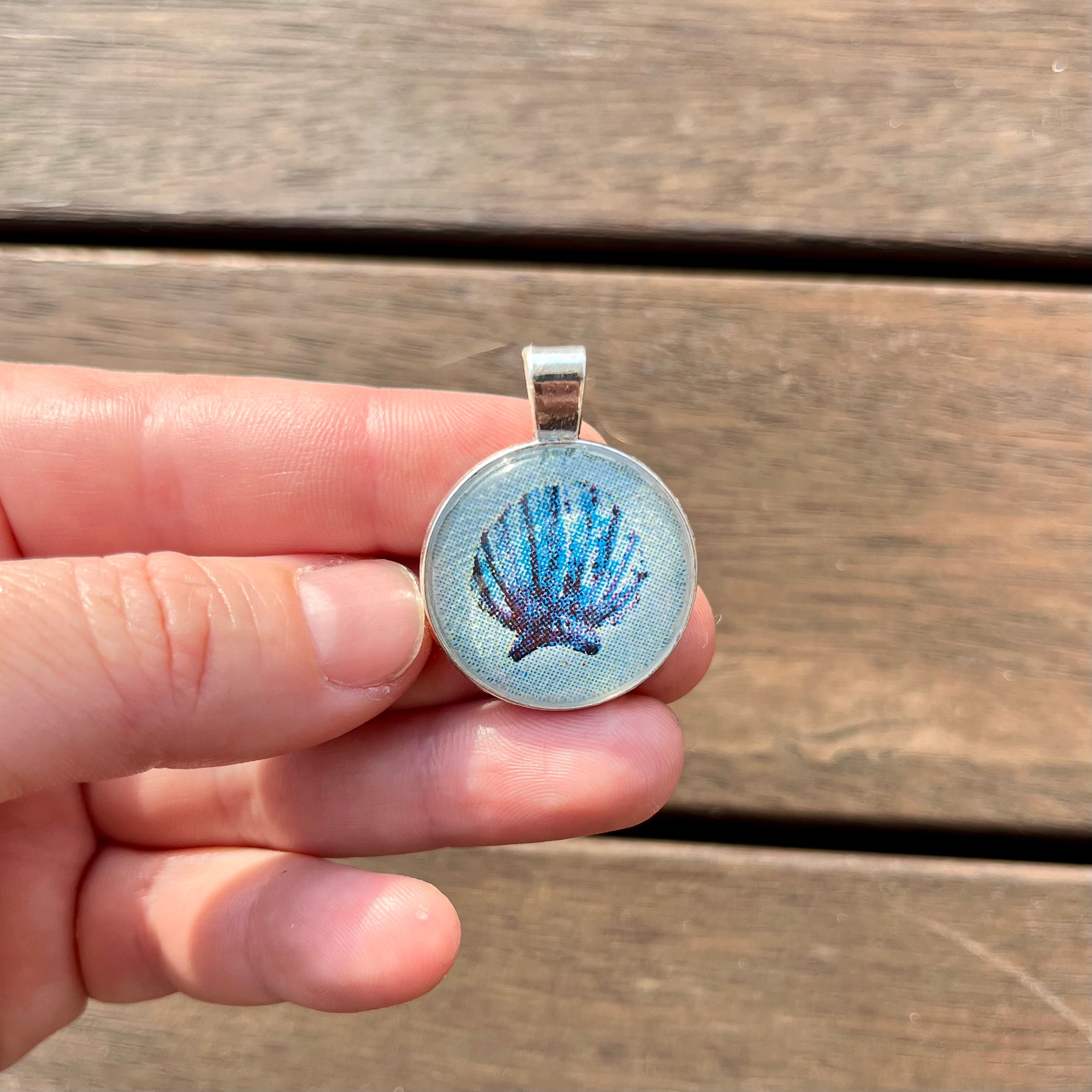 Round Ocean Shell Necklace Pendant