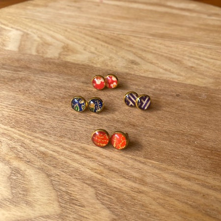 Resin stud earrings