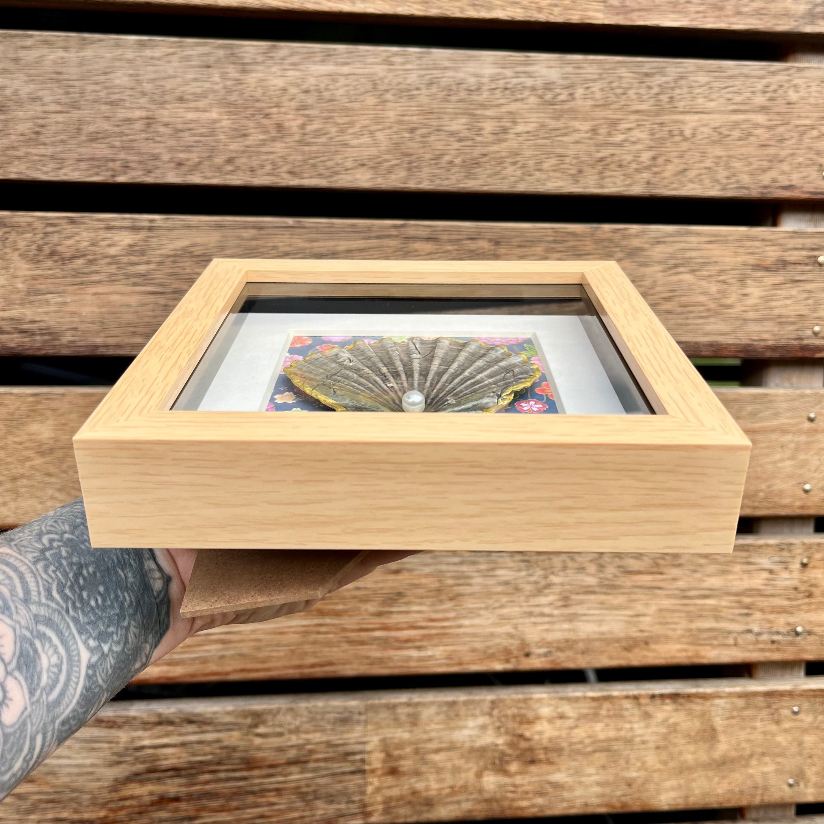 Framed Dark Scallop Shell And Floral Pattern