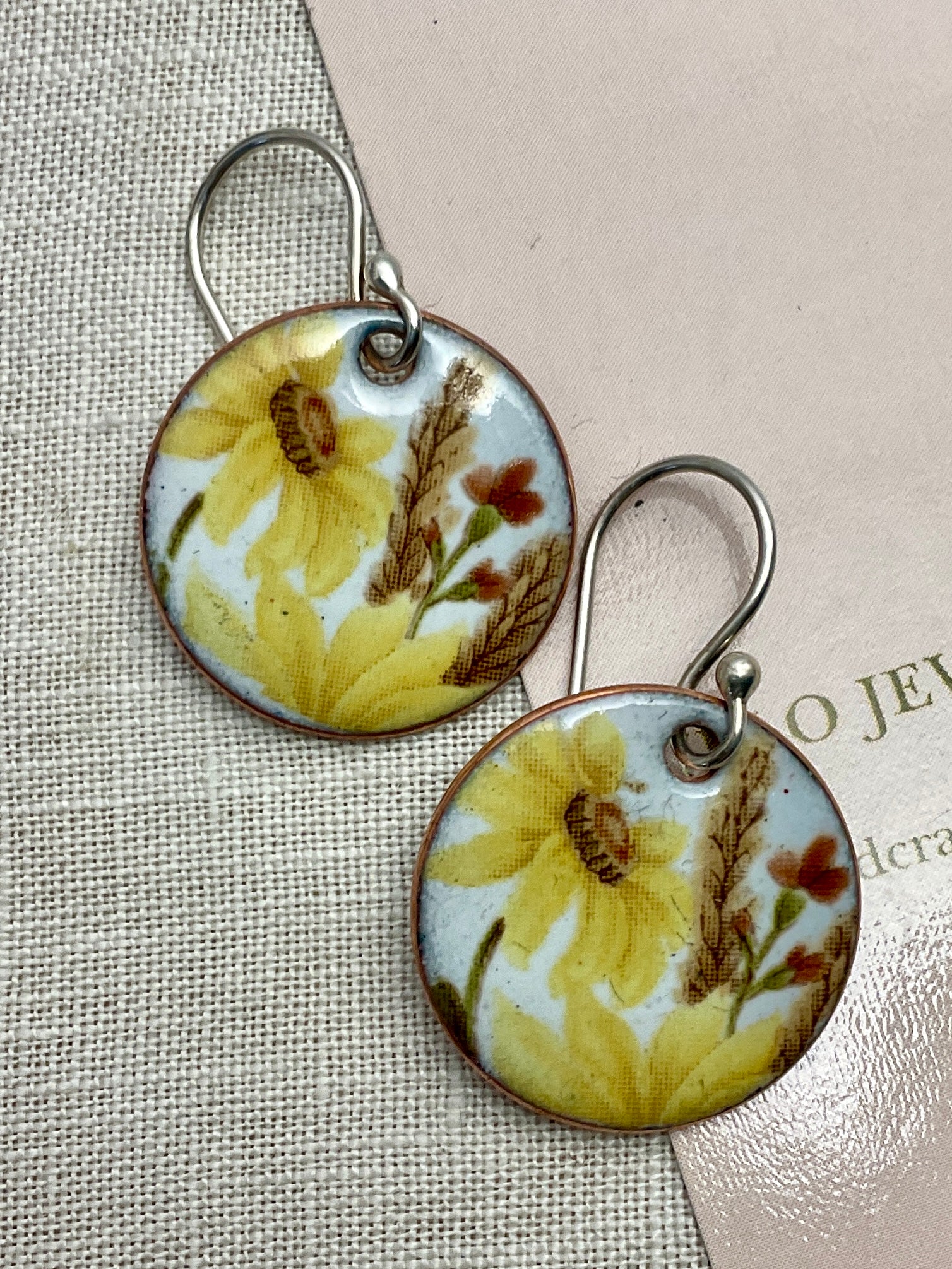 Daisy Dreaming. Handmade enamel earrings