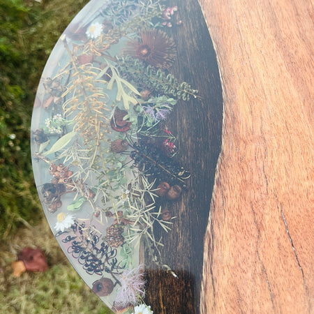 Round Resin Cake Stand