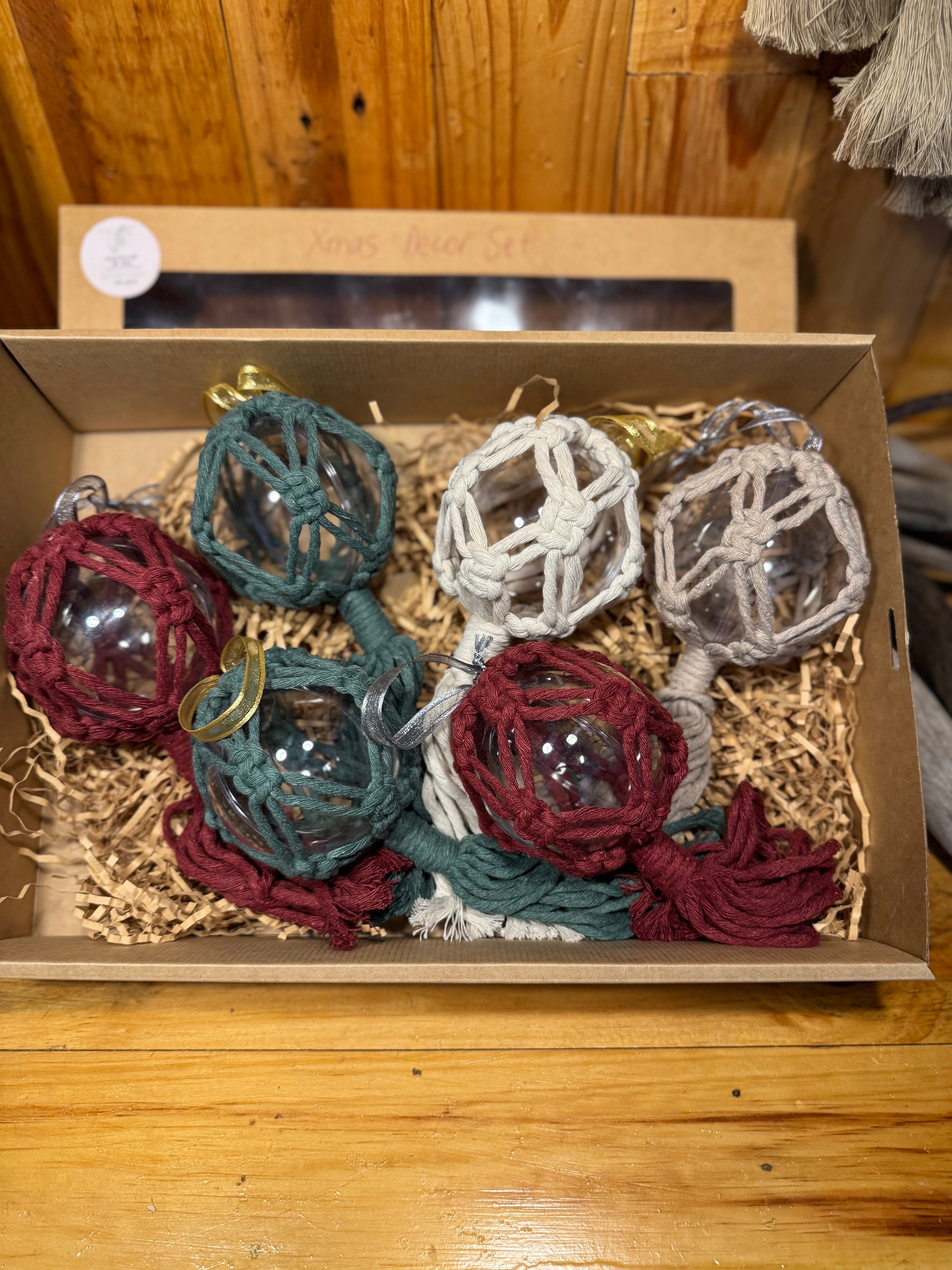 Macrame Xmas Decor Box Set (6 baubles)