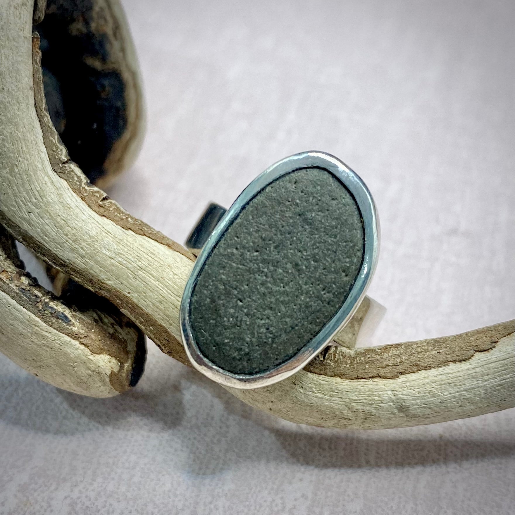 Grey Beach Pebble Ring
