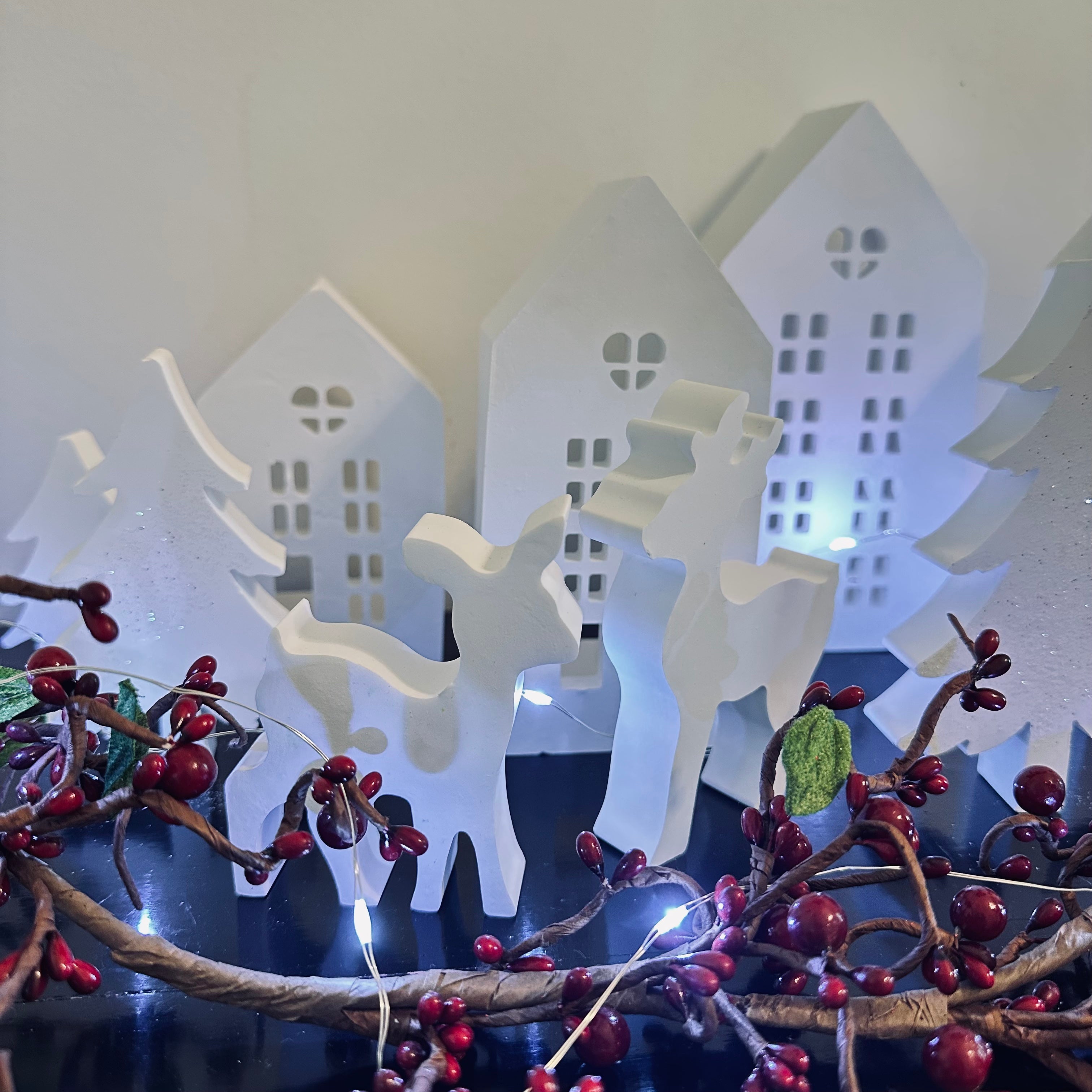 Christmas decorations|Christmas decor