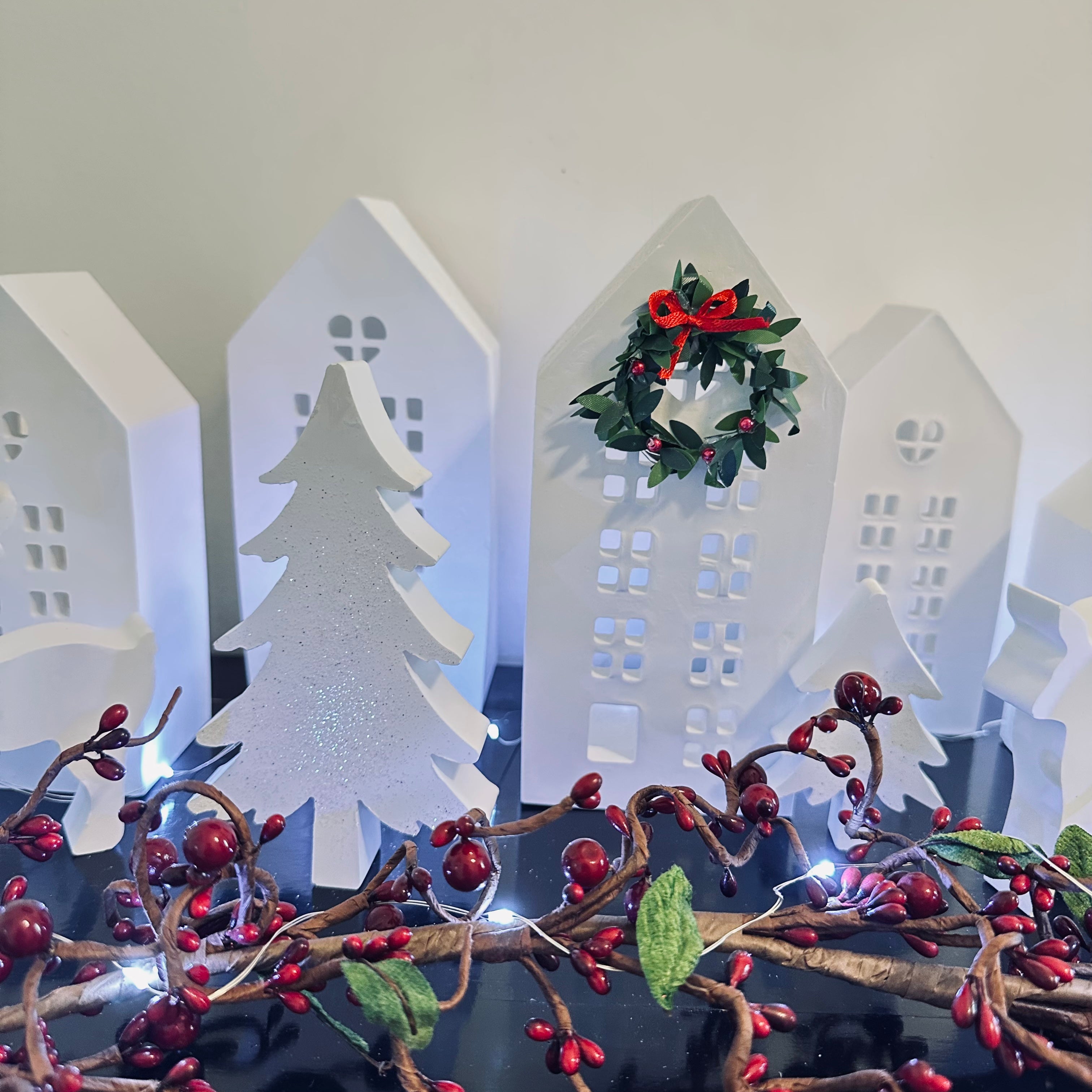 Christmas decorations|Christmas decor