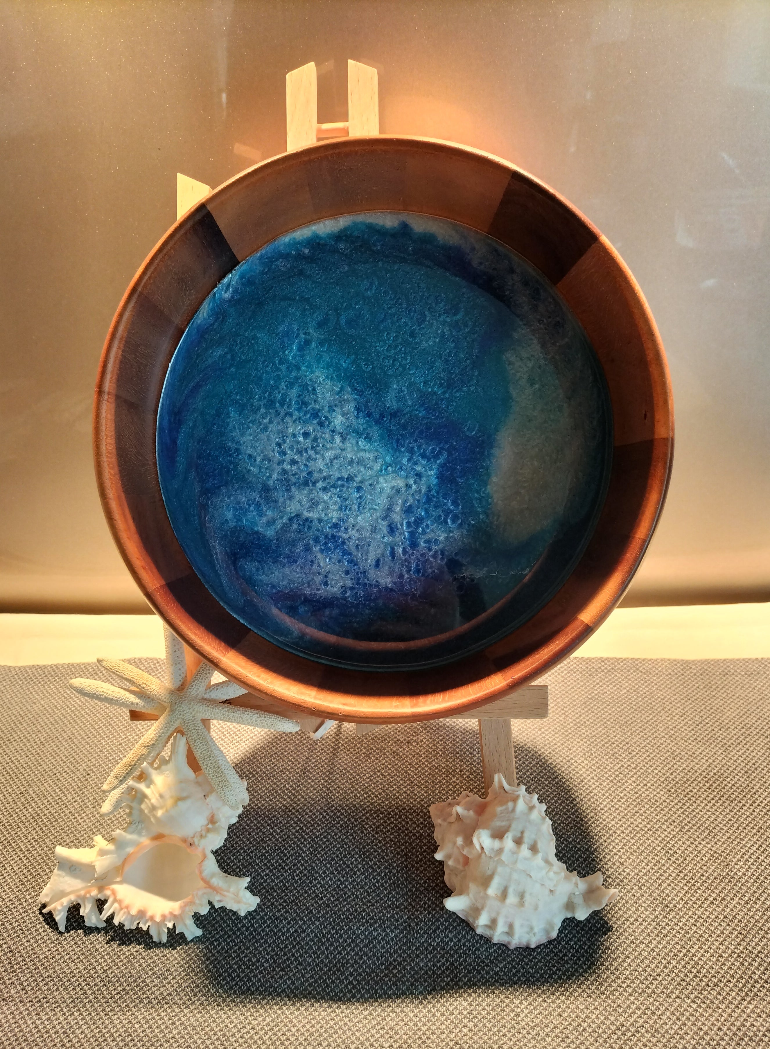 Acacia wood, chip bowl, a beautiful bowl for your favourite chippies