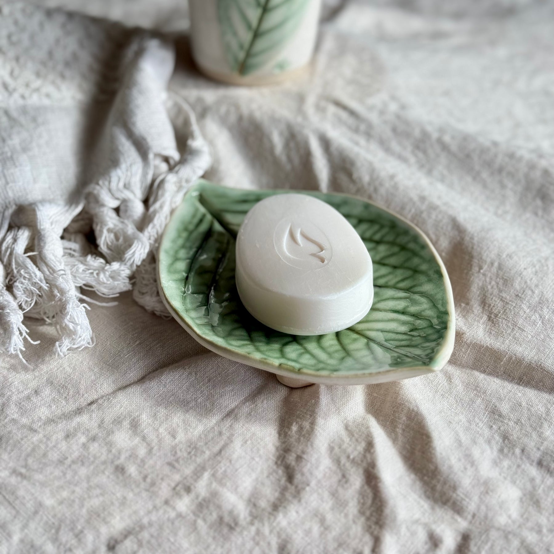 Echoes of the Garden – Handmade Ceramic Soap Dish & Toothbrush Holder Set | Nature-Inspired Bathroom Decor | Leaf Pottery Gift