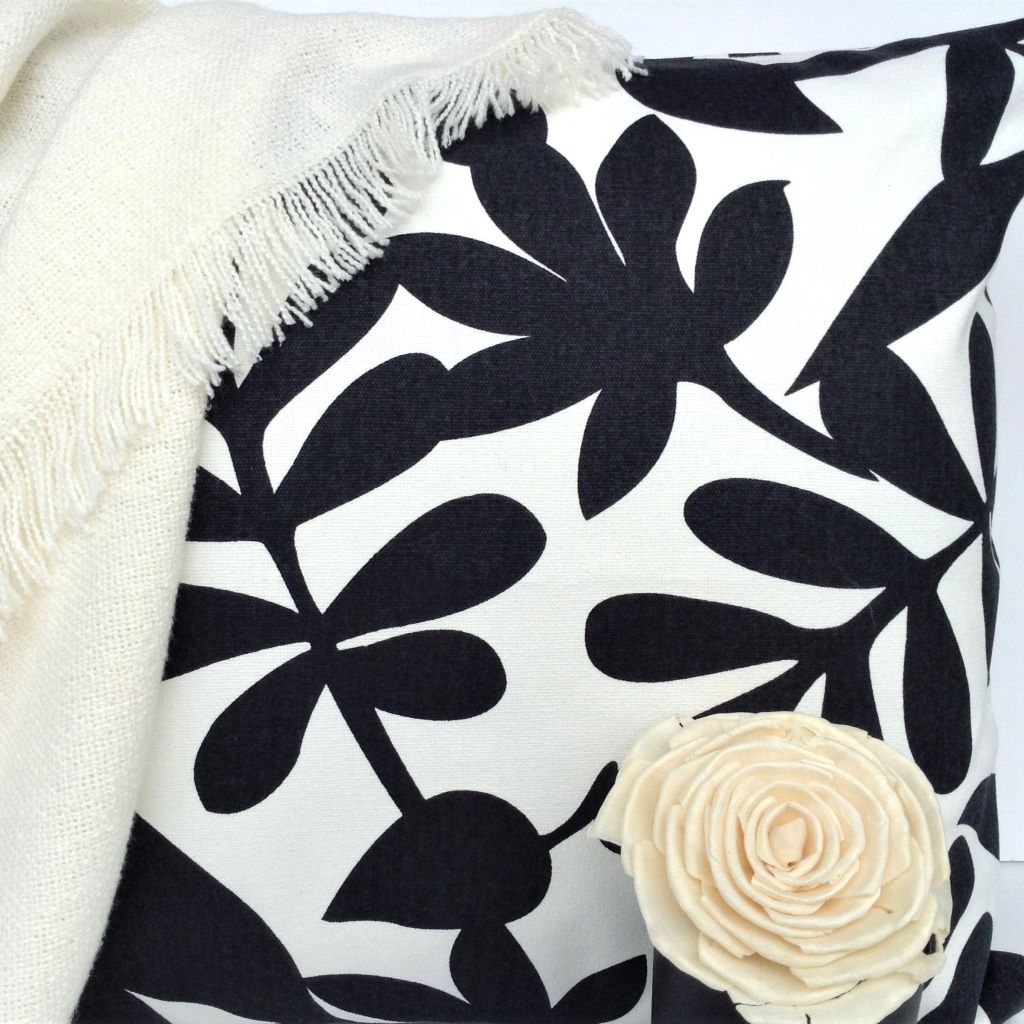 Black and white floral cushion cover 45x45