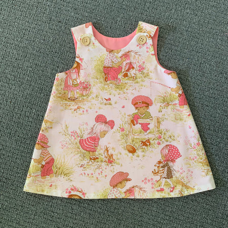 Vintage fabric girls pinafore ,size 1