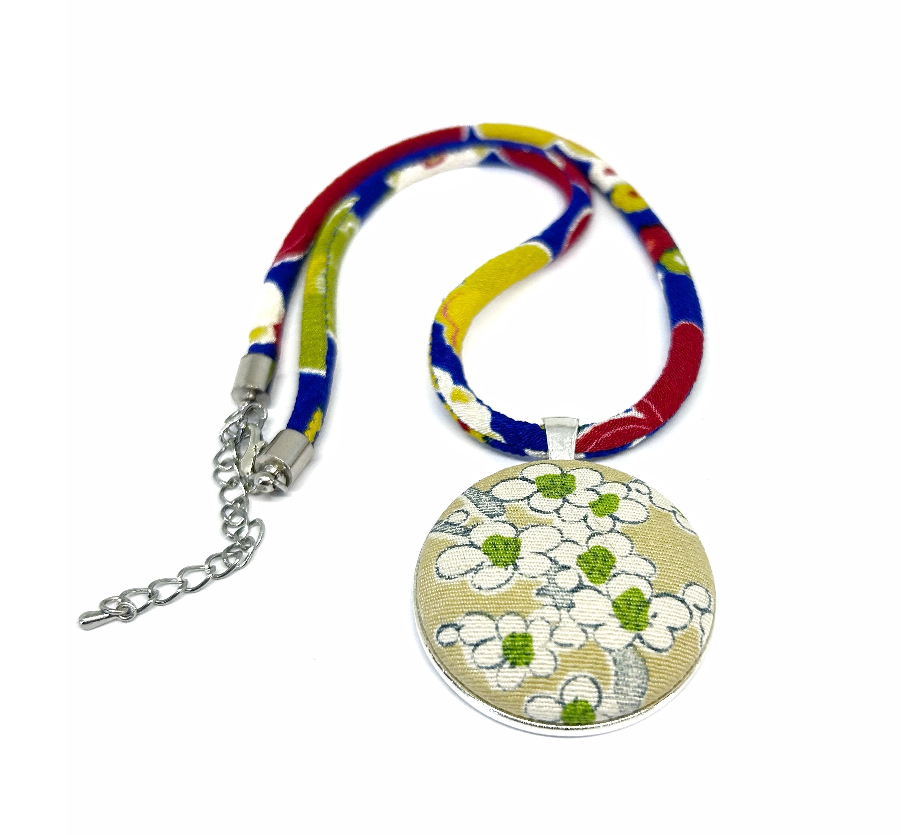 Kimono Pendant Necklace - Green Floral