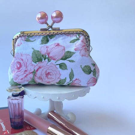Small coin or cosmetic purse - pink roses