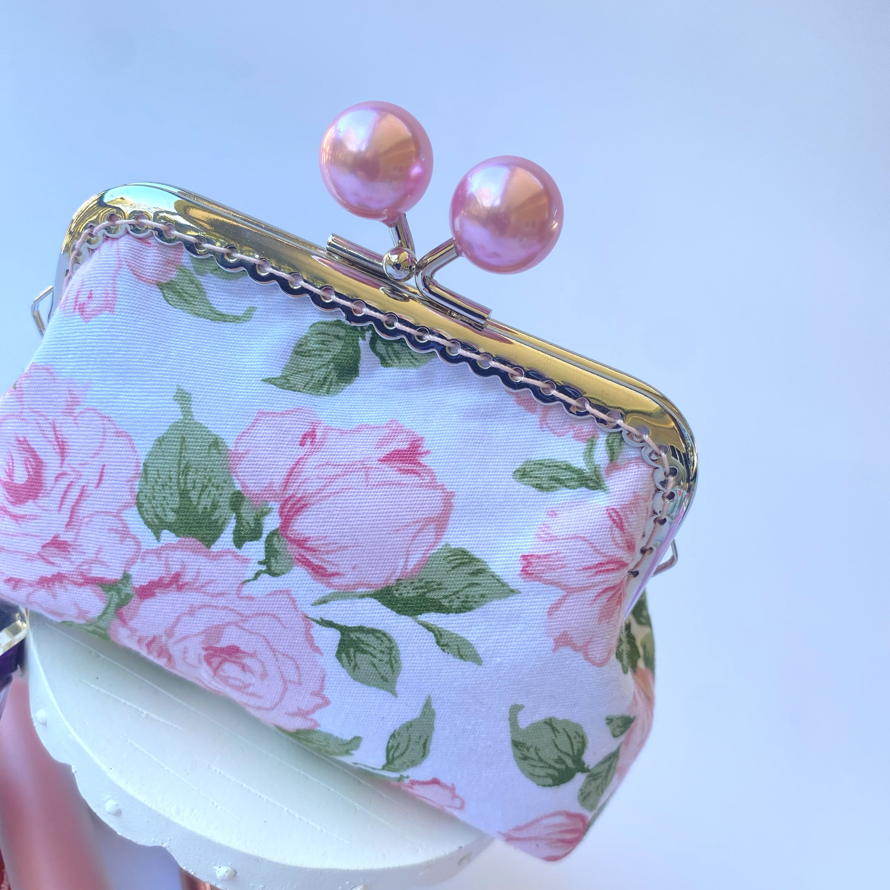 Small coin or cosmetic purse - pink roses