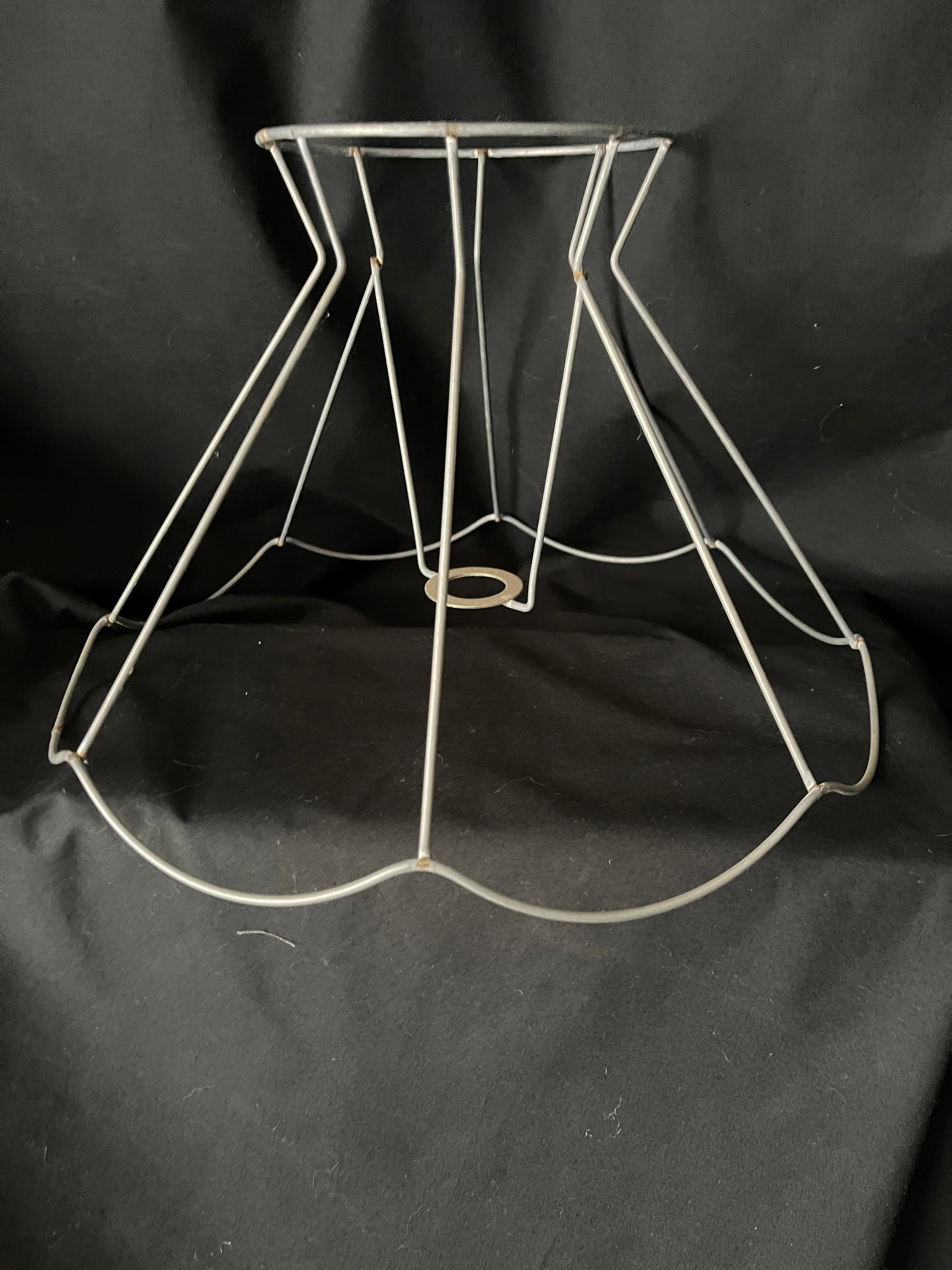 Lamp shade wire frames