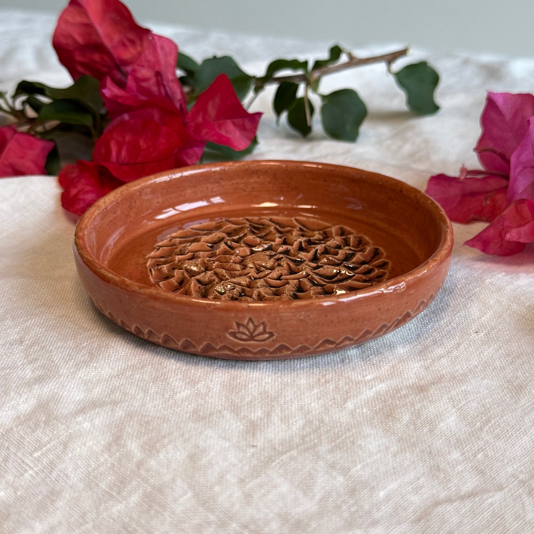 Handmade Garlic Grater Plate with Cleaning Brush