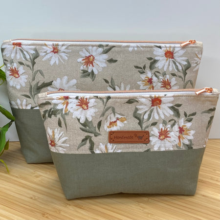 Zipper Pouch - Two-Tone - Daisies