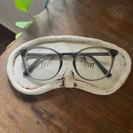 Pottery Glasses Holder