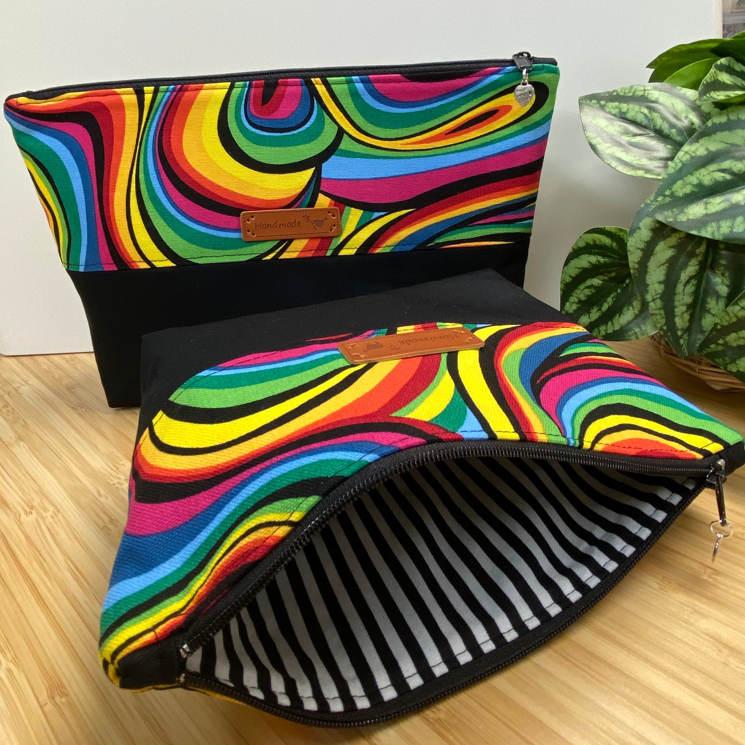 Retro Two-Tone Zipper Pouch -  Psychedelic