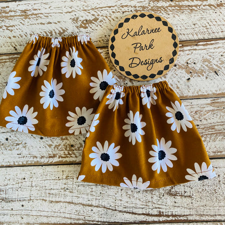 ''Daisys on Mustard'' Adult Sock Savers