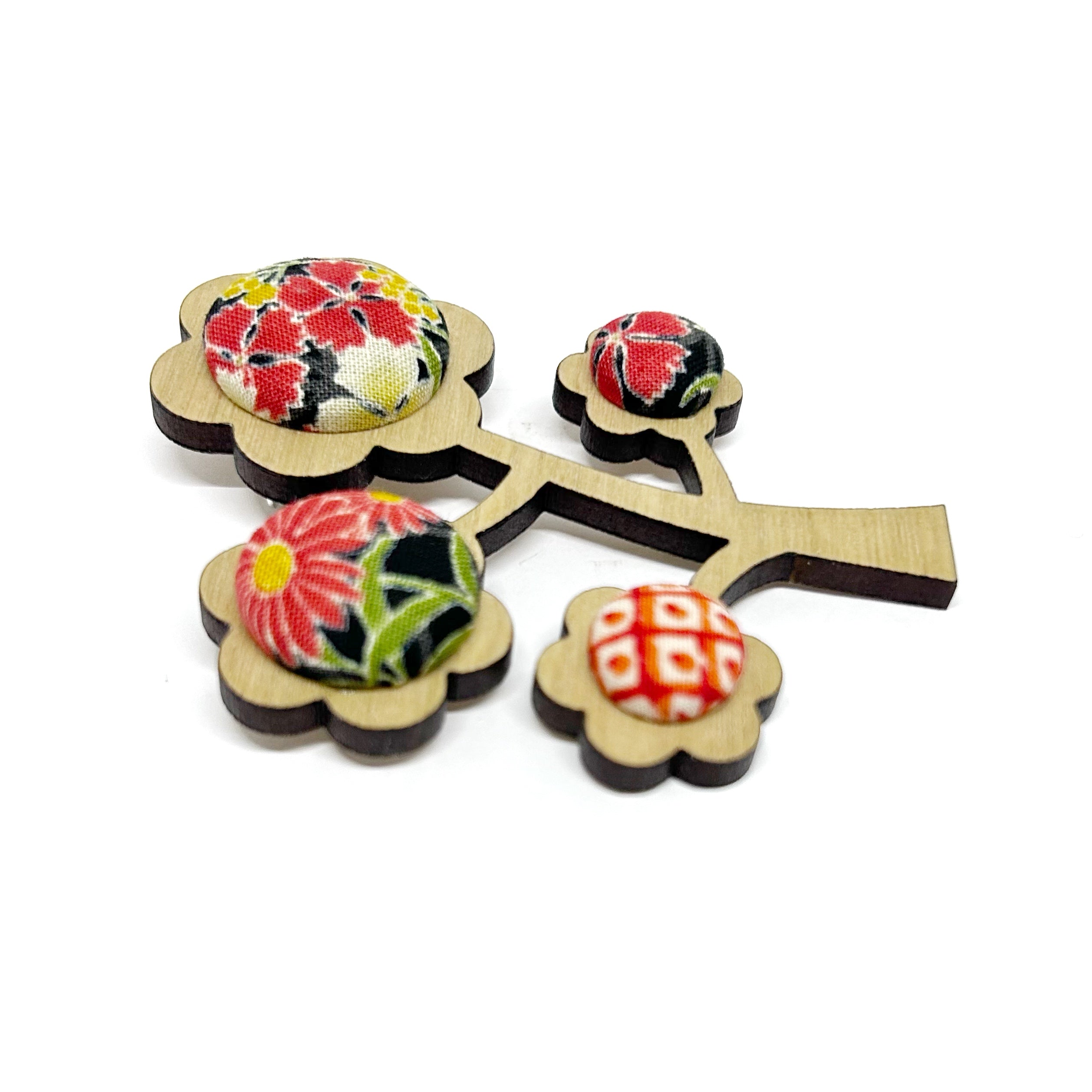 Kimono Tree Brooch - Red Florals
