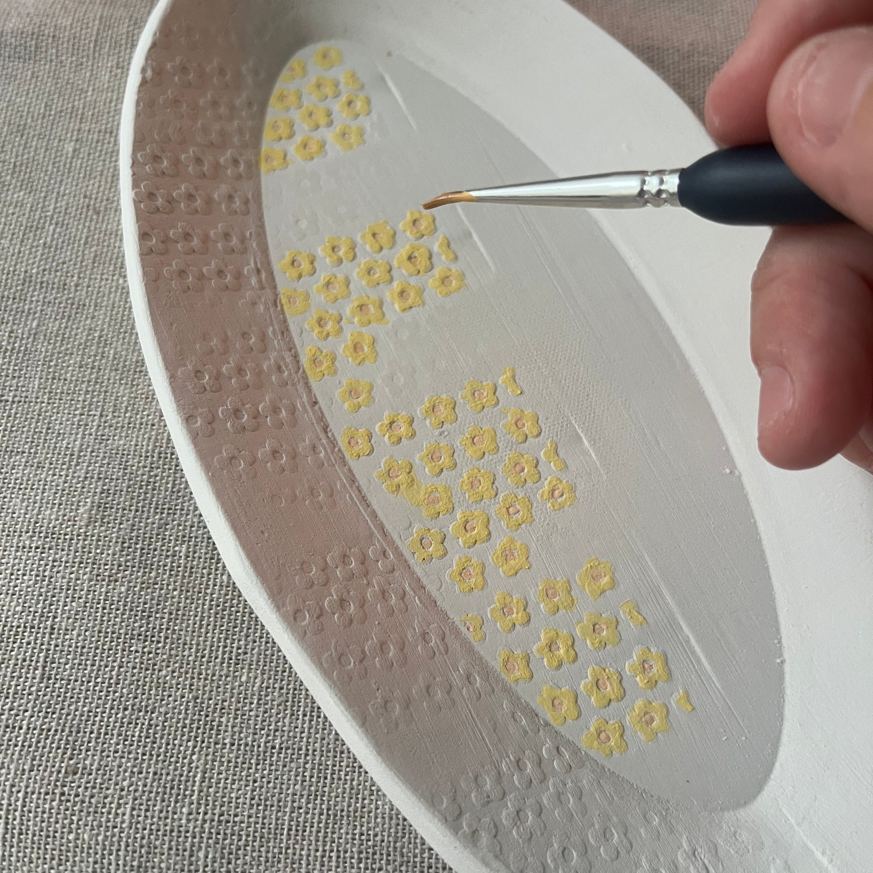 Pottery Oval Flower Dish