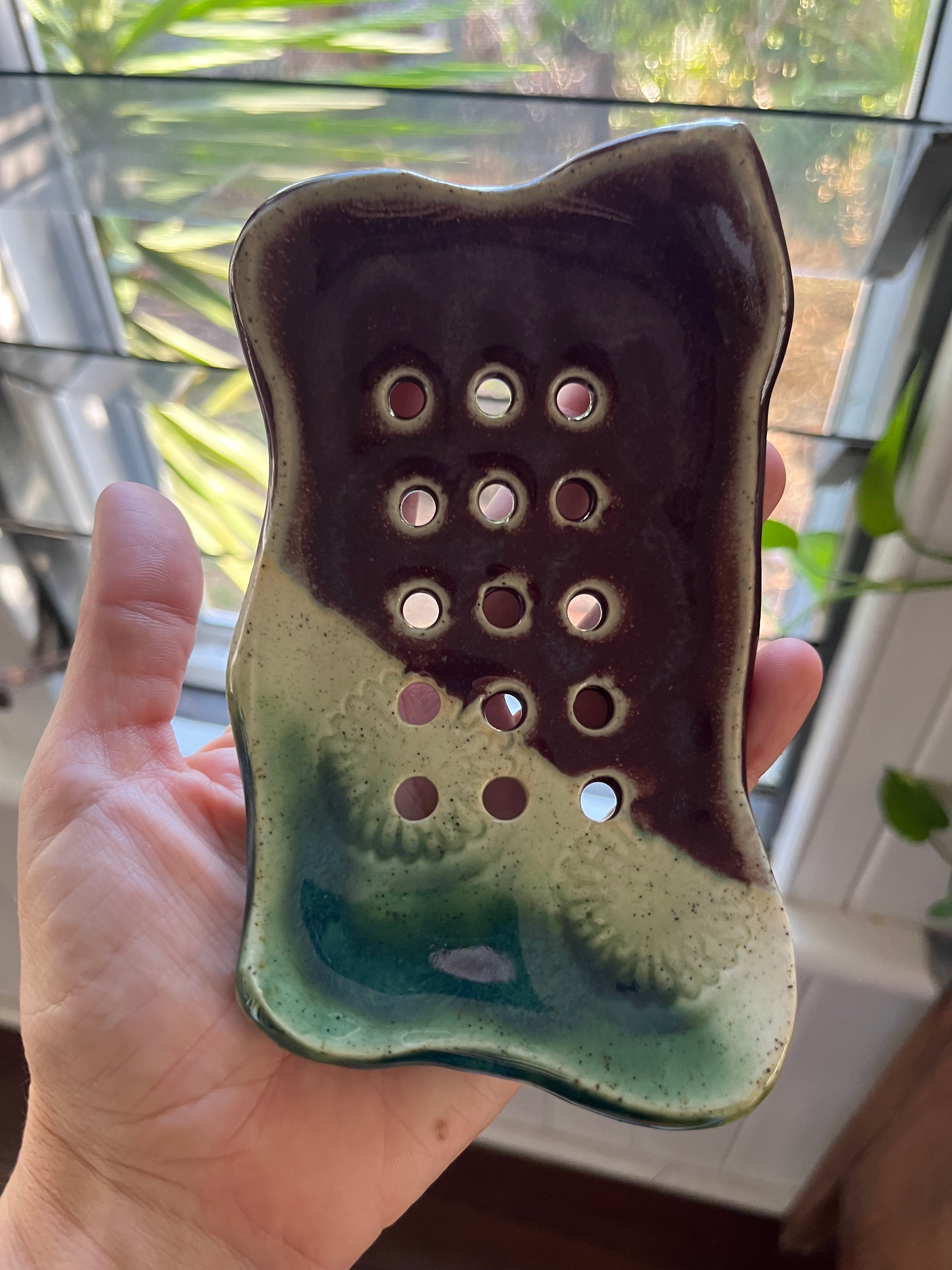 Pottery Soap Dish - Maroon & Green