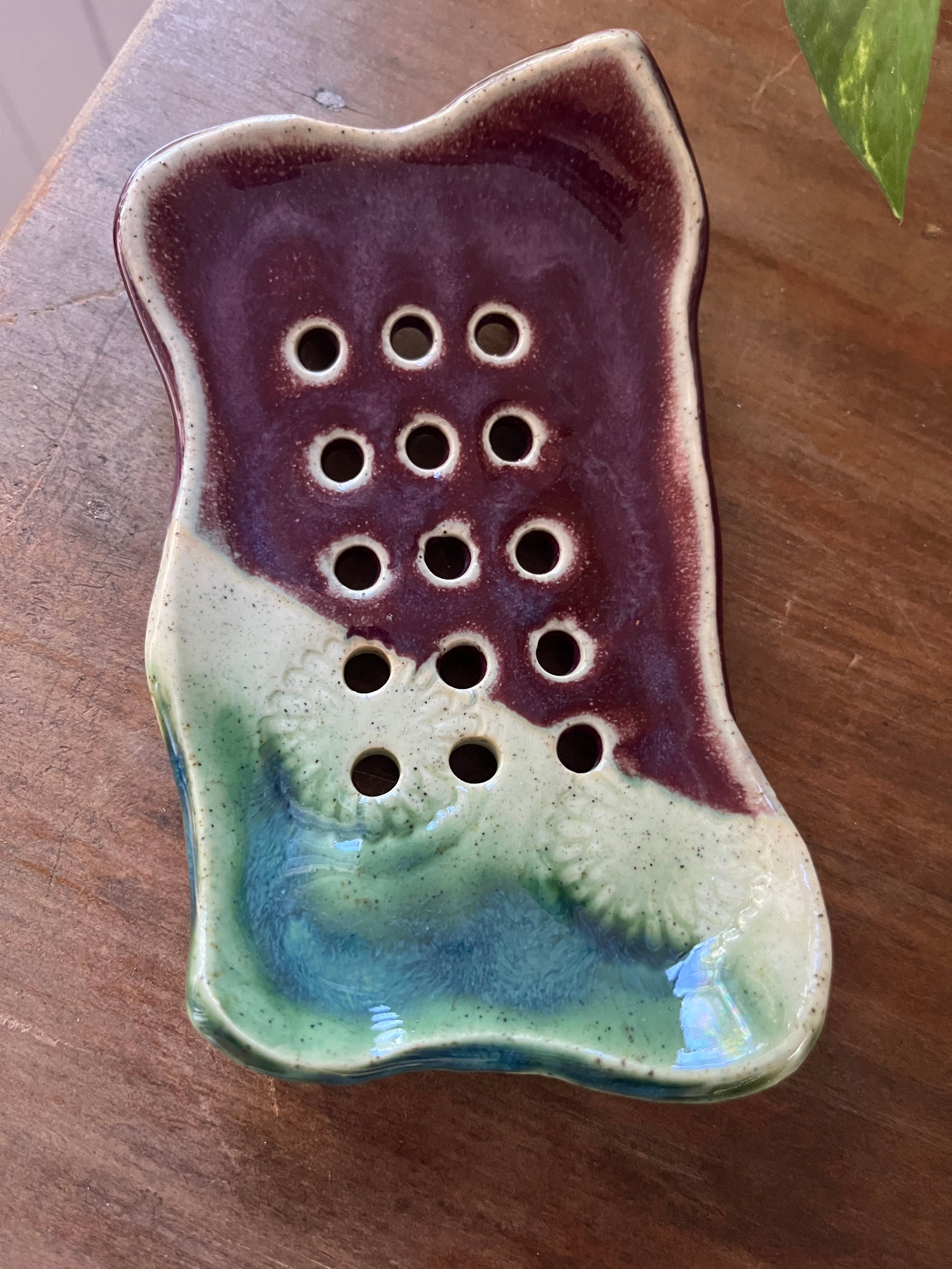 Pottery Soap Dish - Maroon & Green