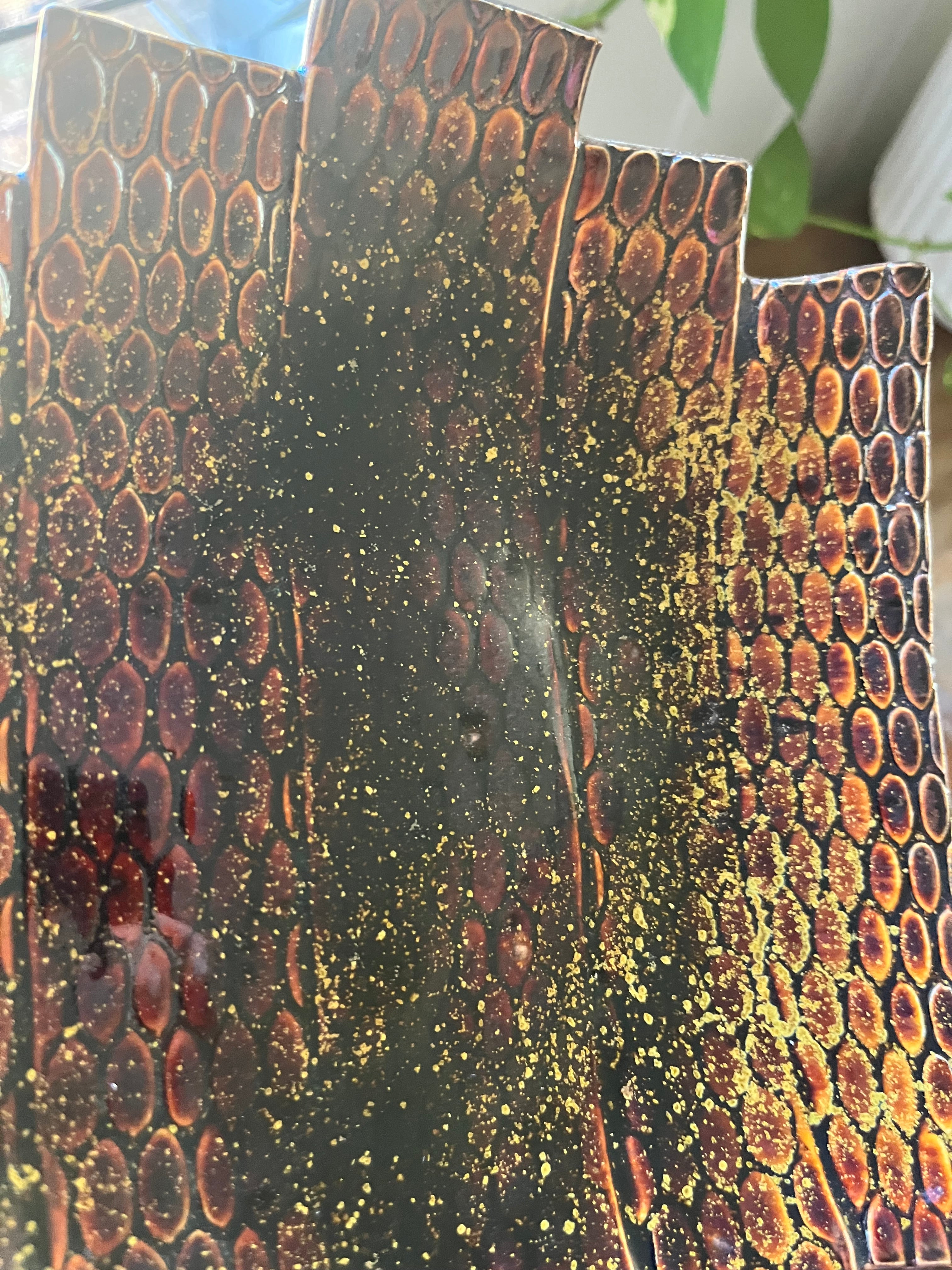 Hand-Built Patterned Clay Bowl – Brown & Gold Glaze