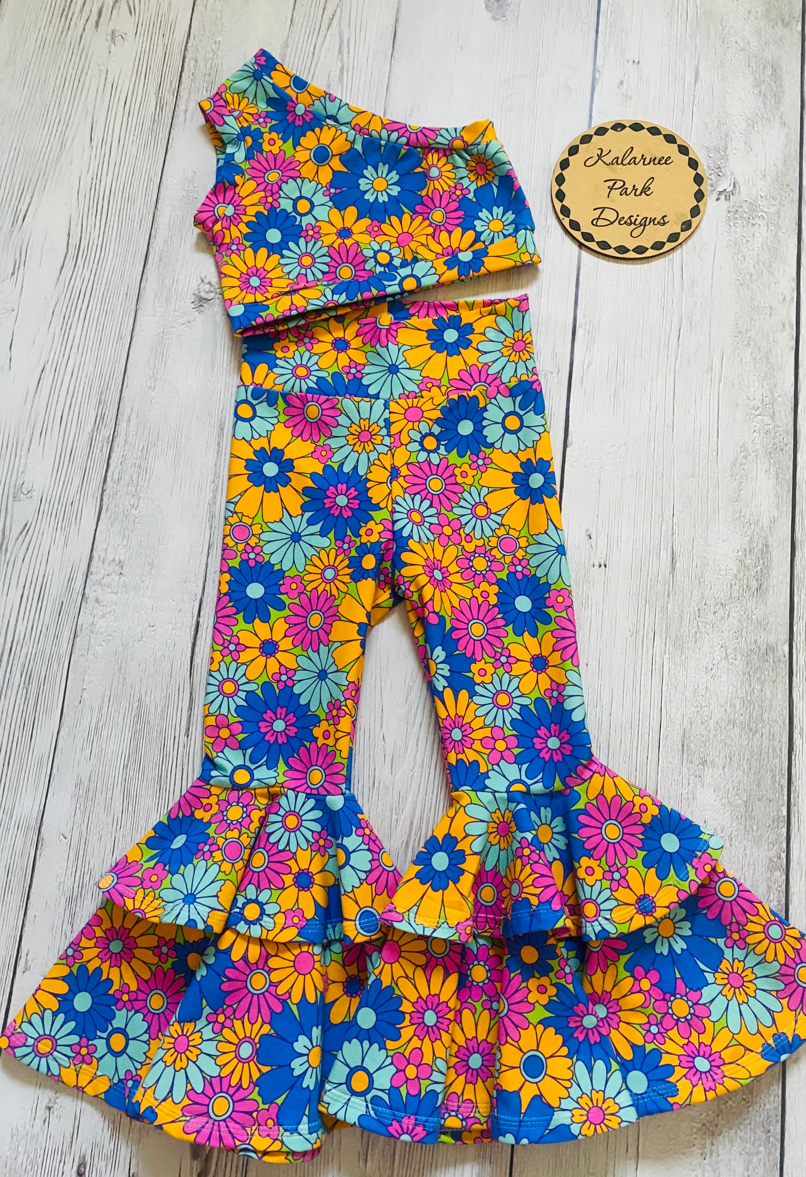 Flower Power One Shoulder Tank Top and Bellbottom Pants Two Piece Set Size 2-3 years