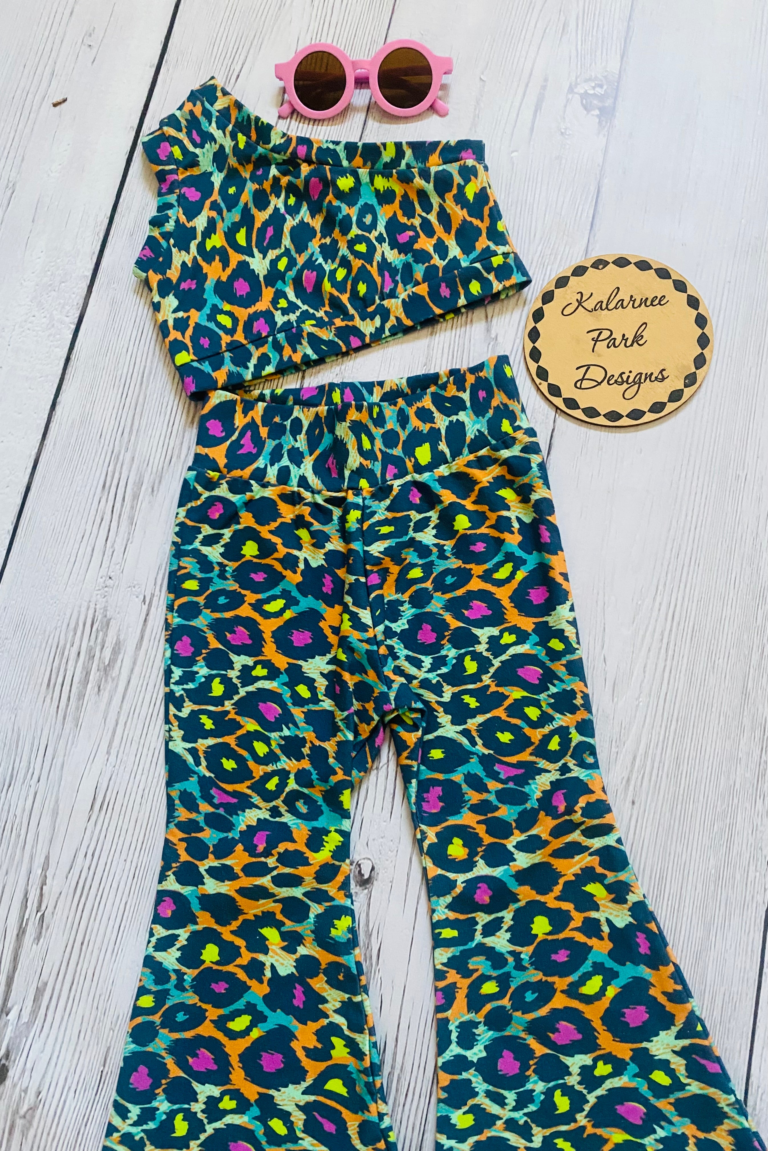 Groovy Spots One Shoulder Tank and Flares Two Piece Set Size 2