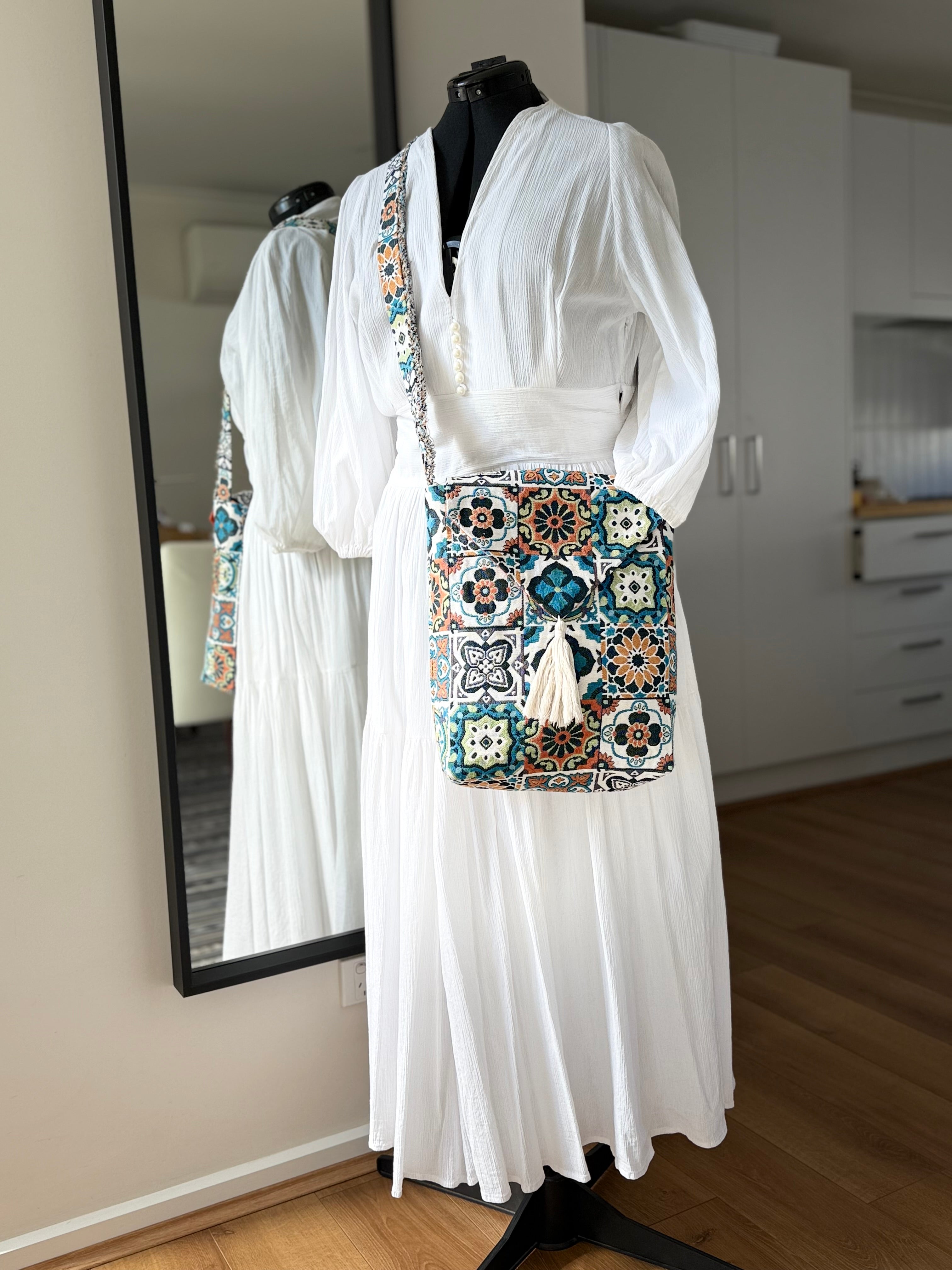 Boho style shoulder bag