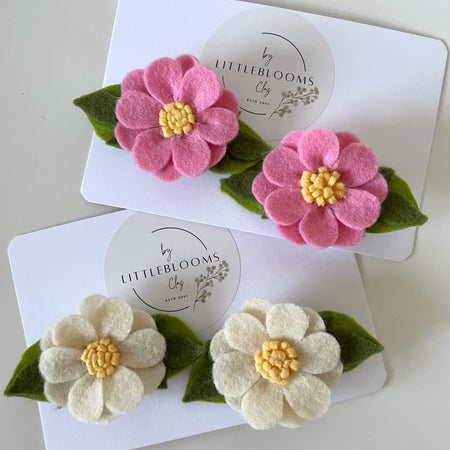 Set of 2 Daisies clip set