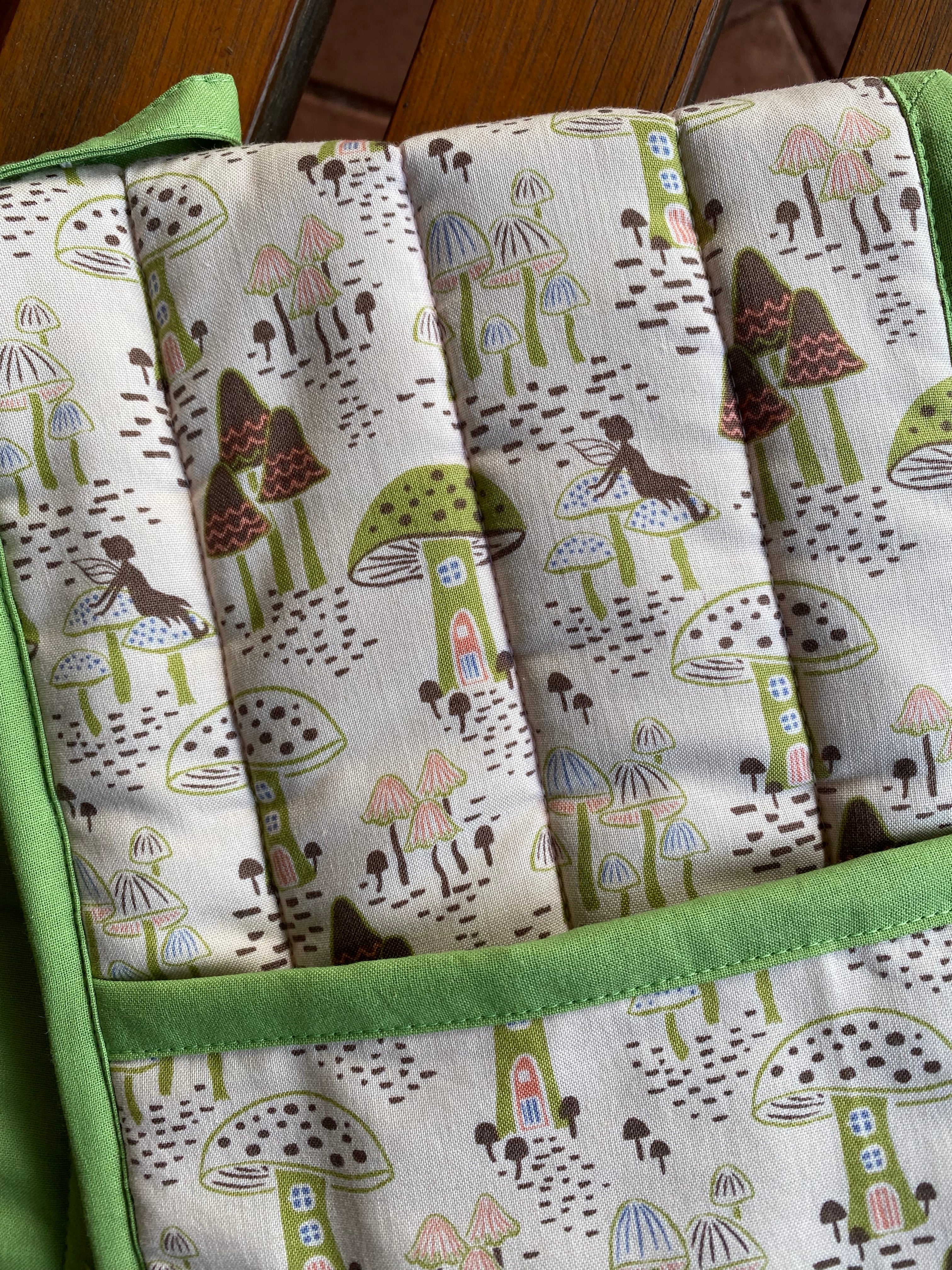 Mushroom Double Oven Glove