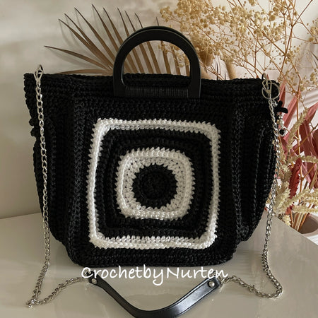 Black & White Geometric Crochet Bag, Fully Lined, Detachable Silver Chain, 35 x 27 cm