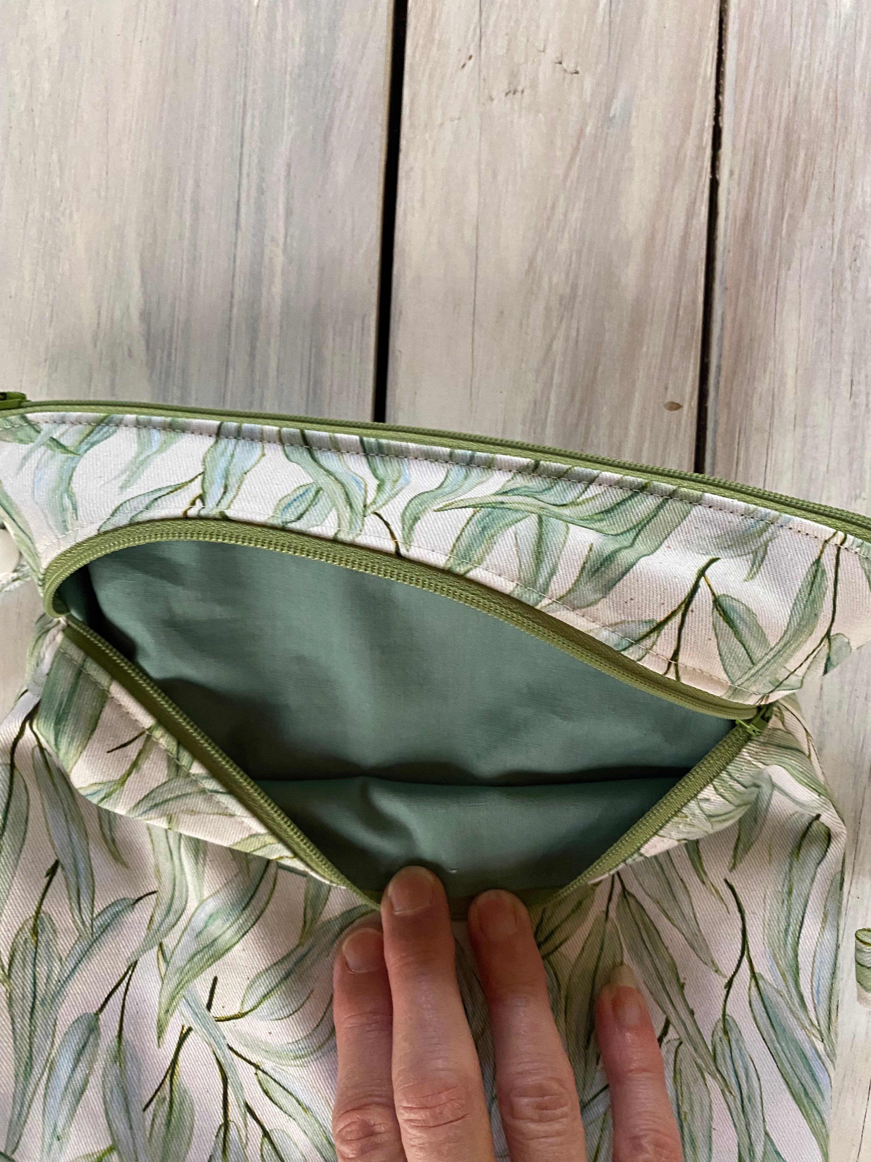 Wet/Dry Bags Gum Leaves