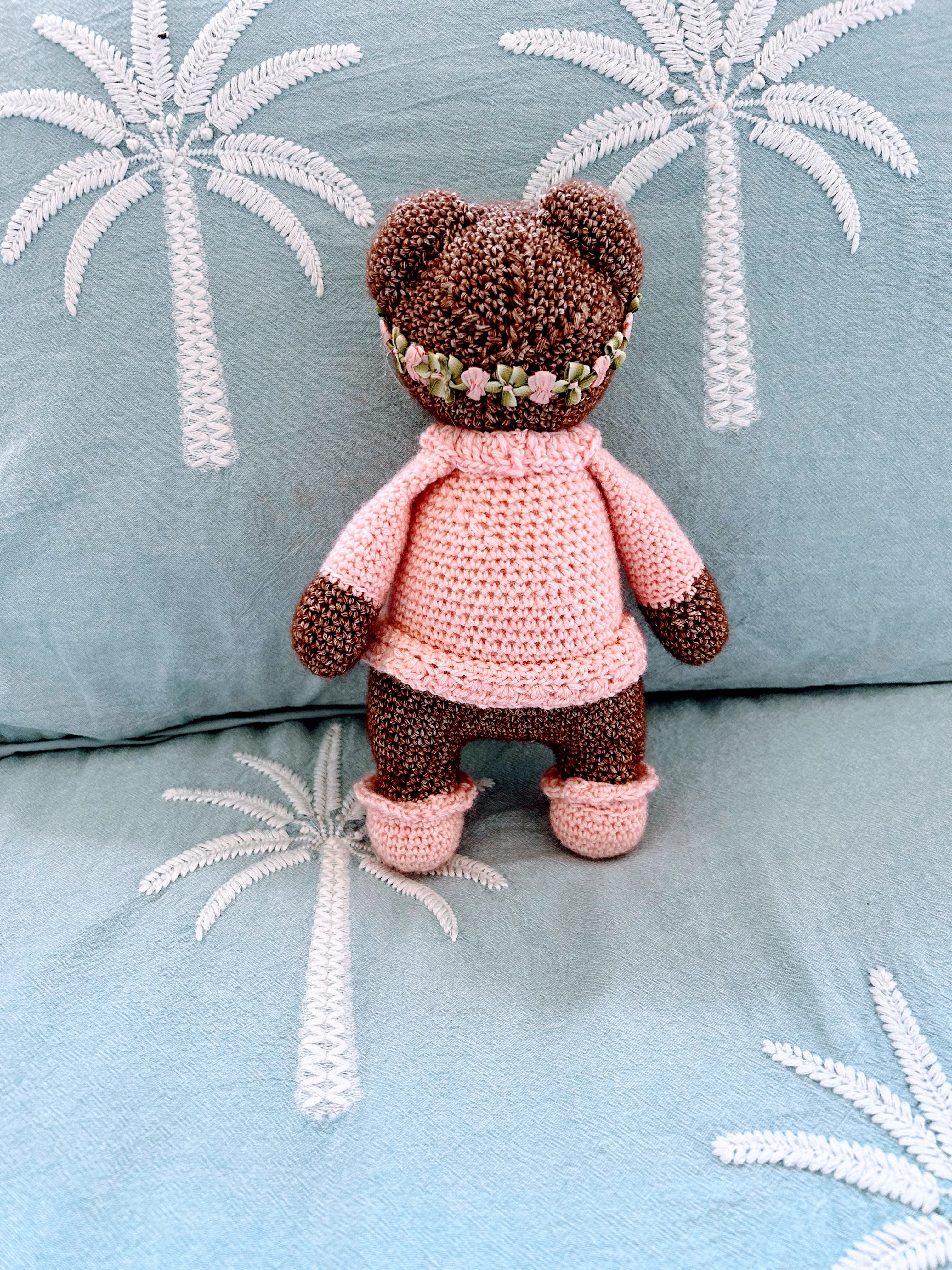 Crocheted soft toy ‘Ballerina Teddy’