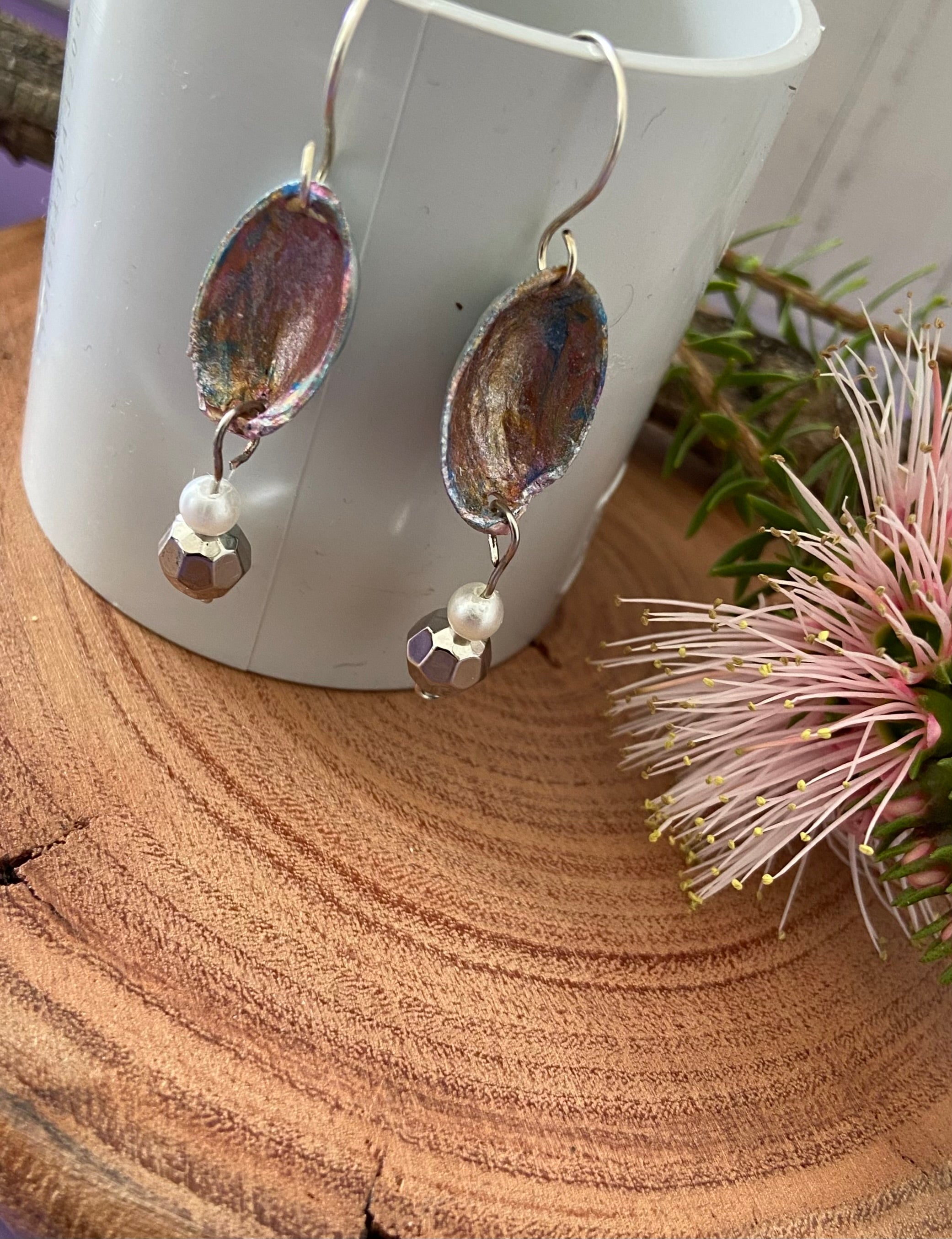 PISTACHIO SHELL EARRINGS