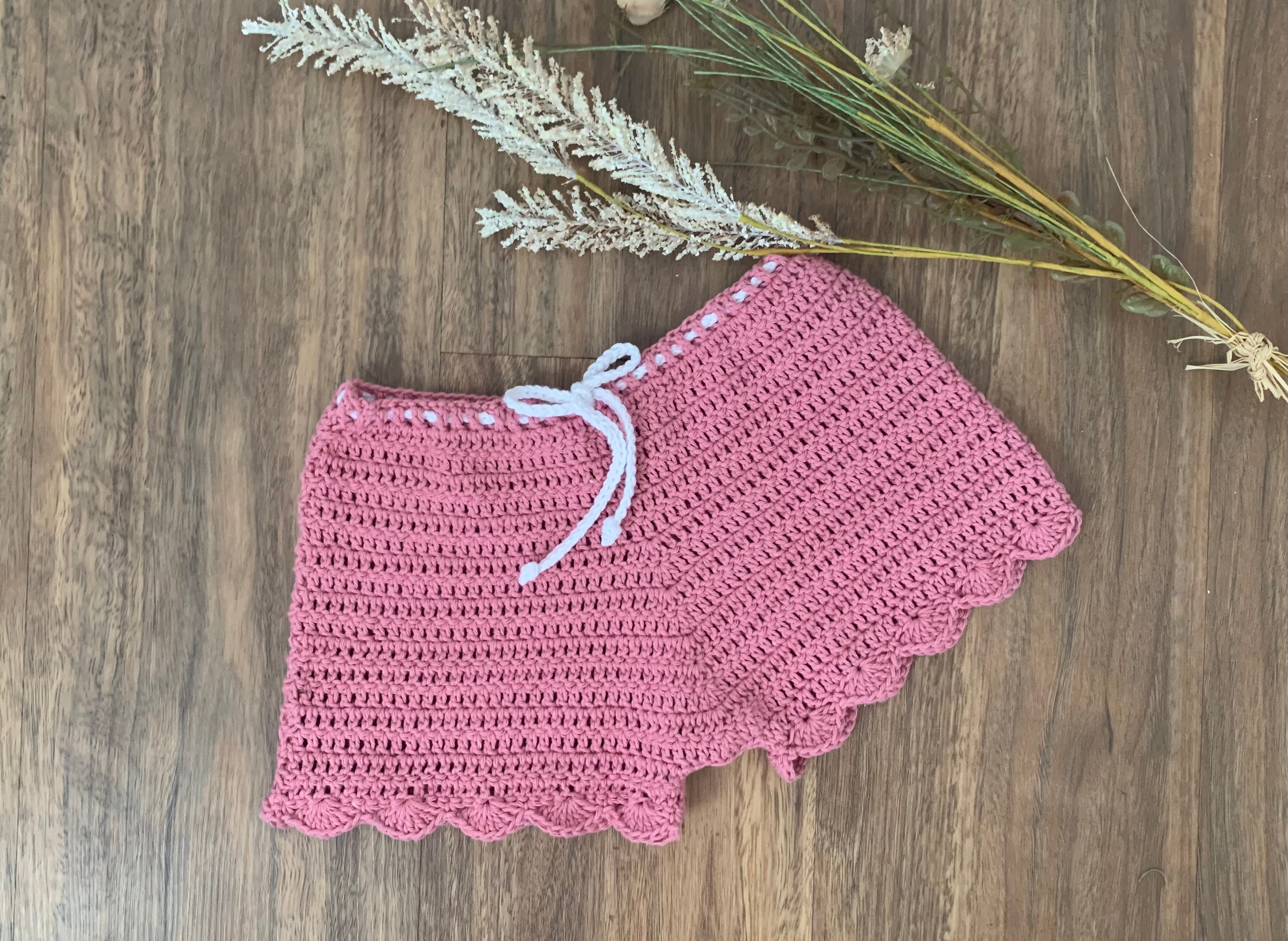Girls crocheted cotton shorts