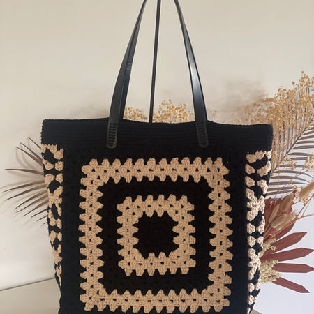 Crochet Tote Bag in Black and Beige, Handmade Handbag, Everyday Shoulder Bag