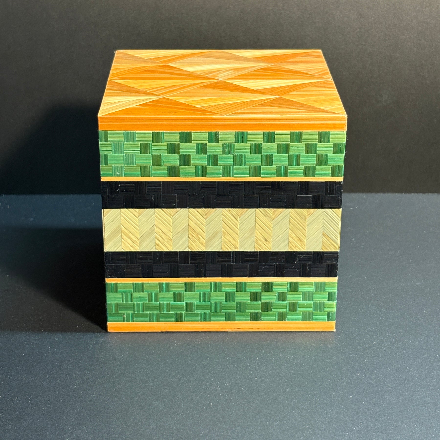 Straw Marquetry Cube - Licorice Allsort #1