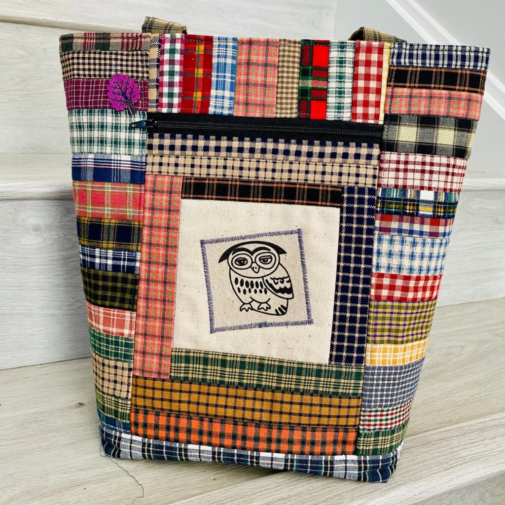 Owl themed log cabin patchwork tote bag’