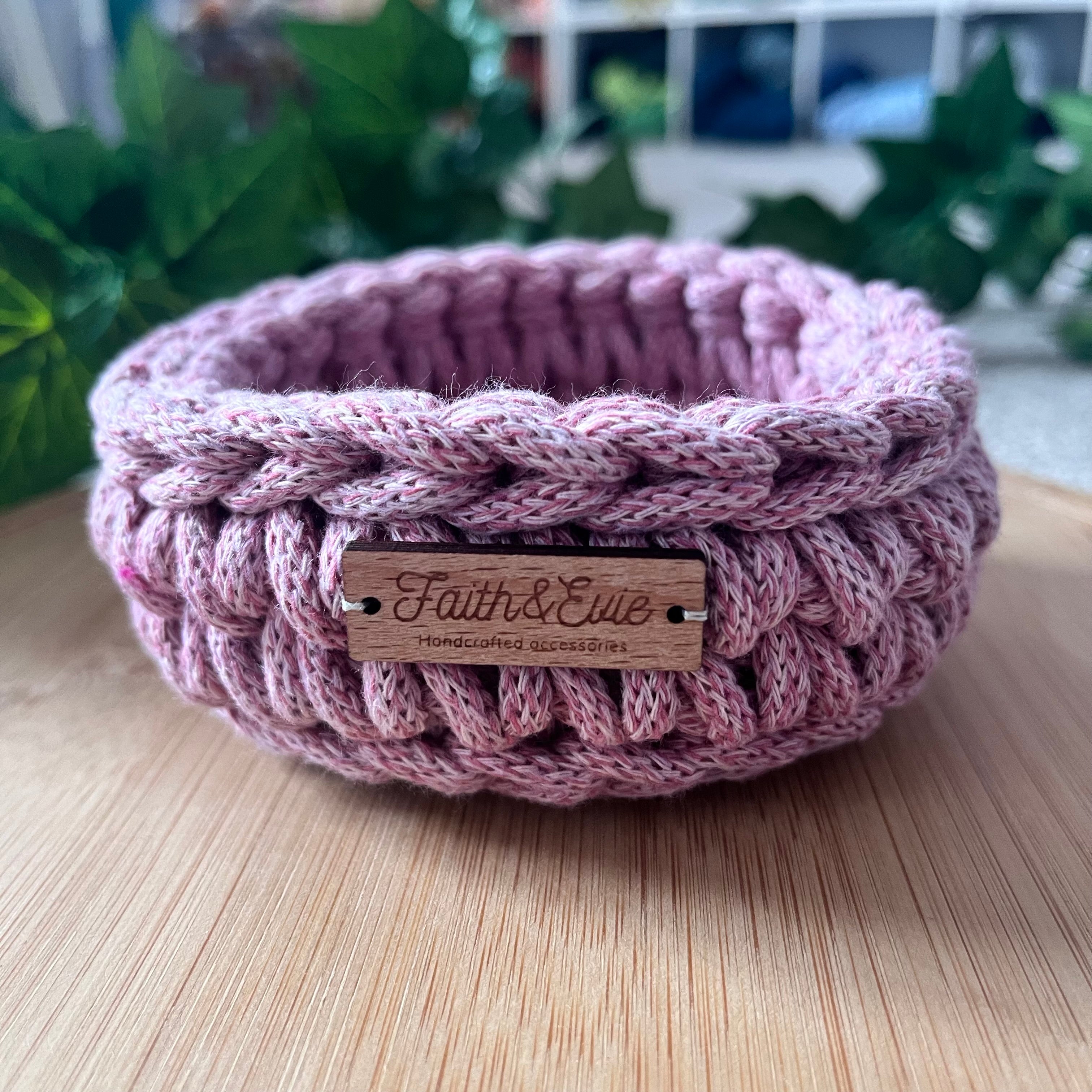 Crochet Basket - mini - raspberry shake